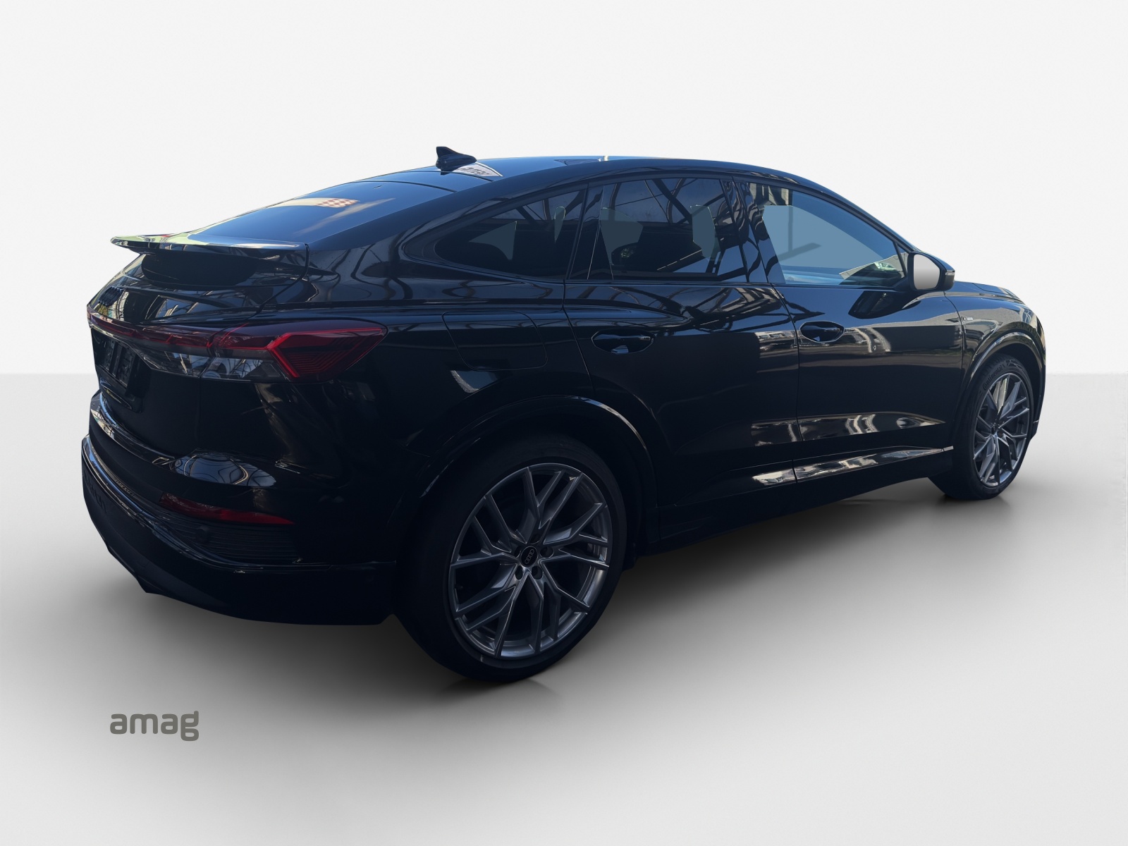 AUDI Q4 Sportback e-tron 40-image-4