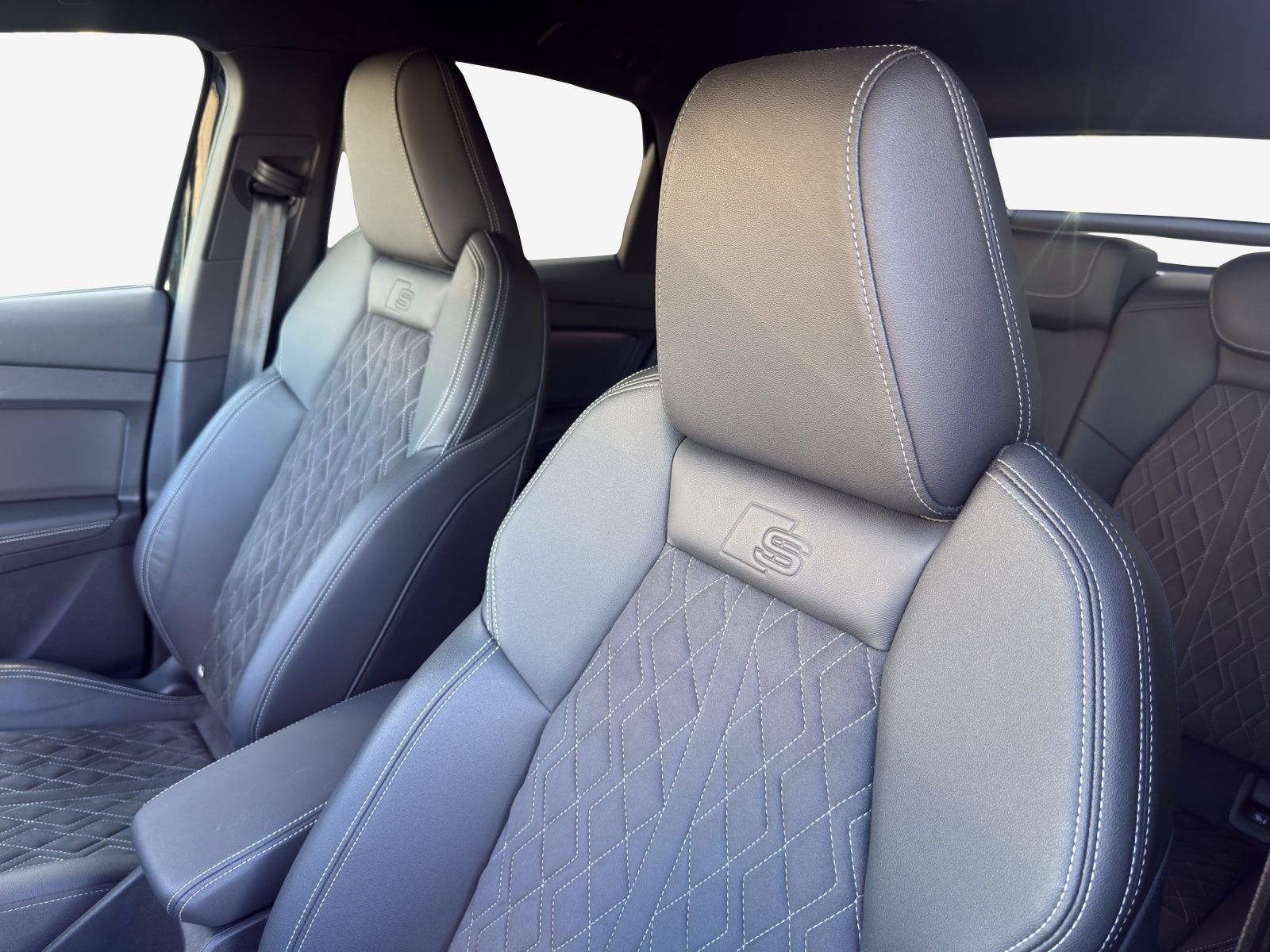 AUDI Q4 Sportback e-tron 40-image-15