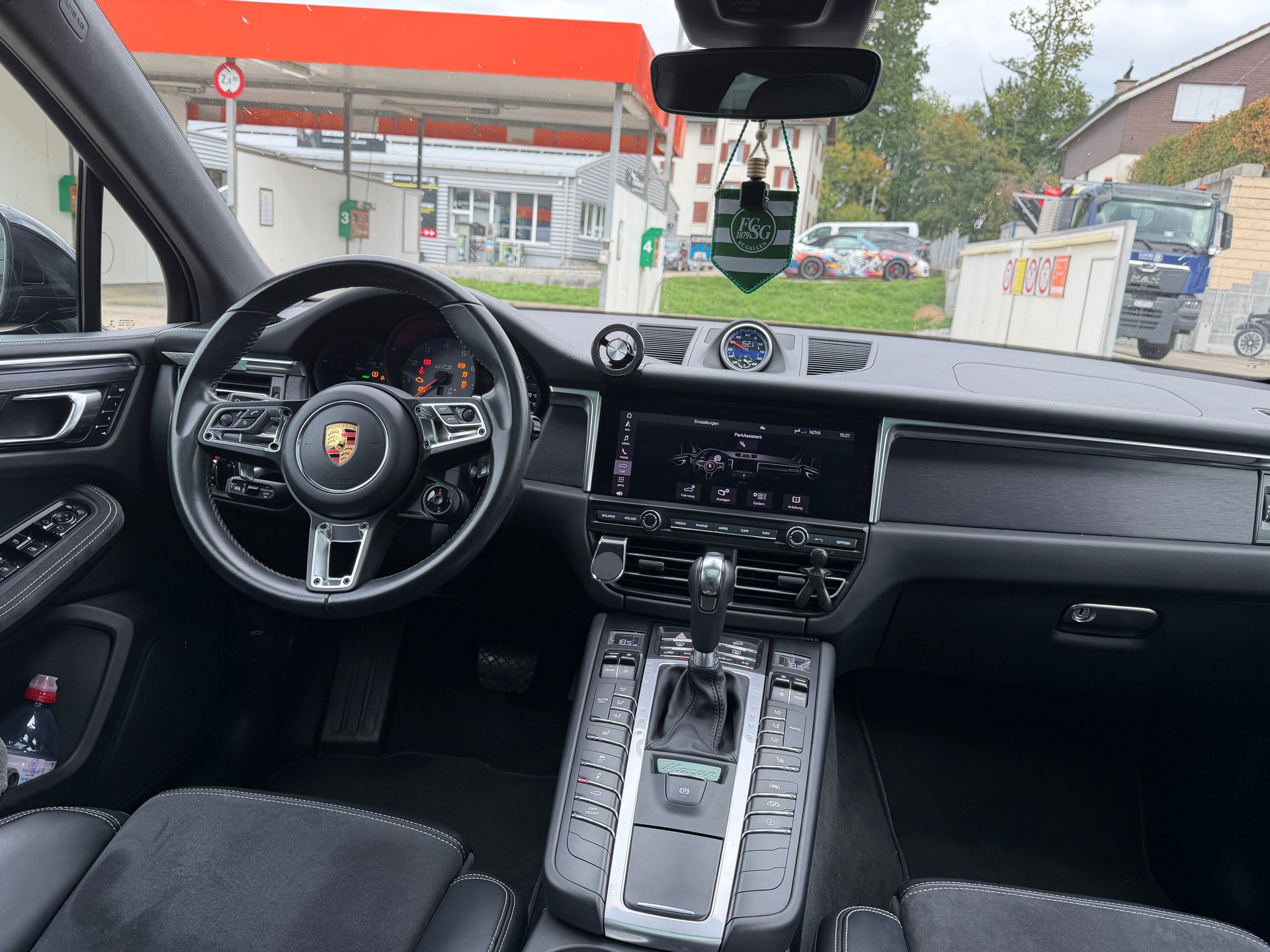 PORSCHE 2.9 V6 GTS-image-4