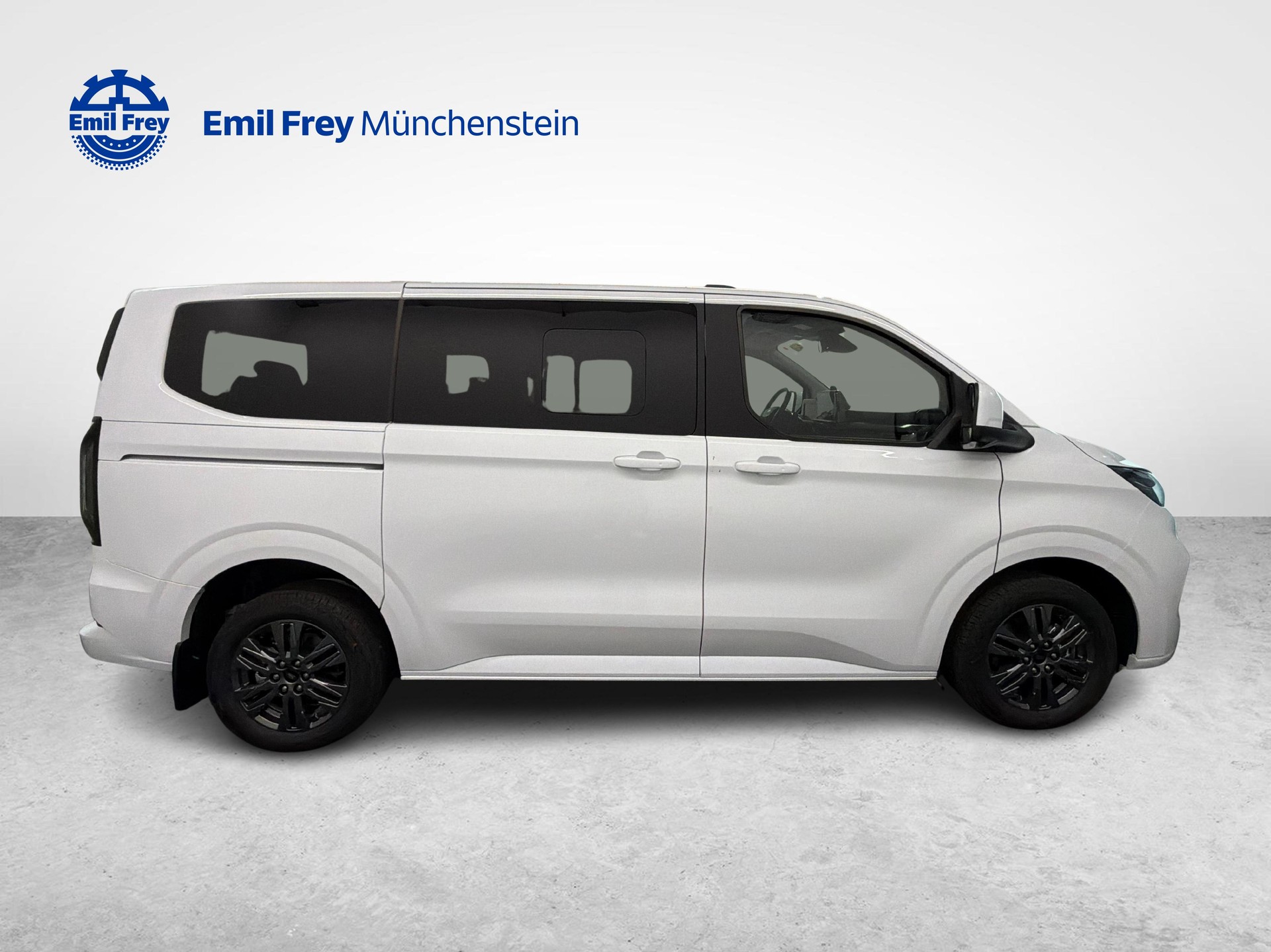 FORD Tourneo C Bus 320 L1 2.0 EcoBlue 170 Titanium 4x4-image-5