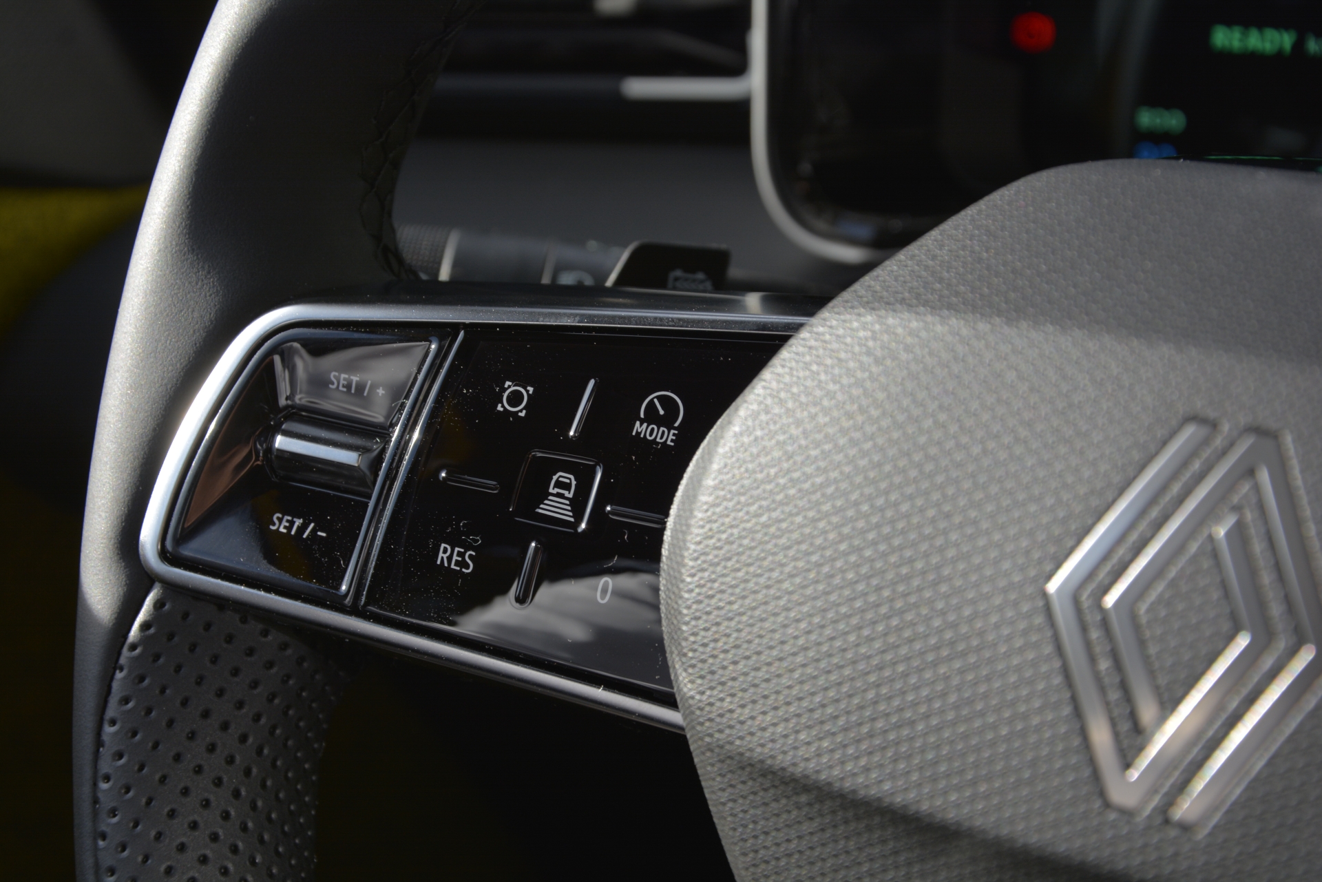 RENAULT R5 E-TECH iconic five 150PS Comfort Range-image-11