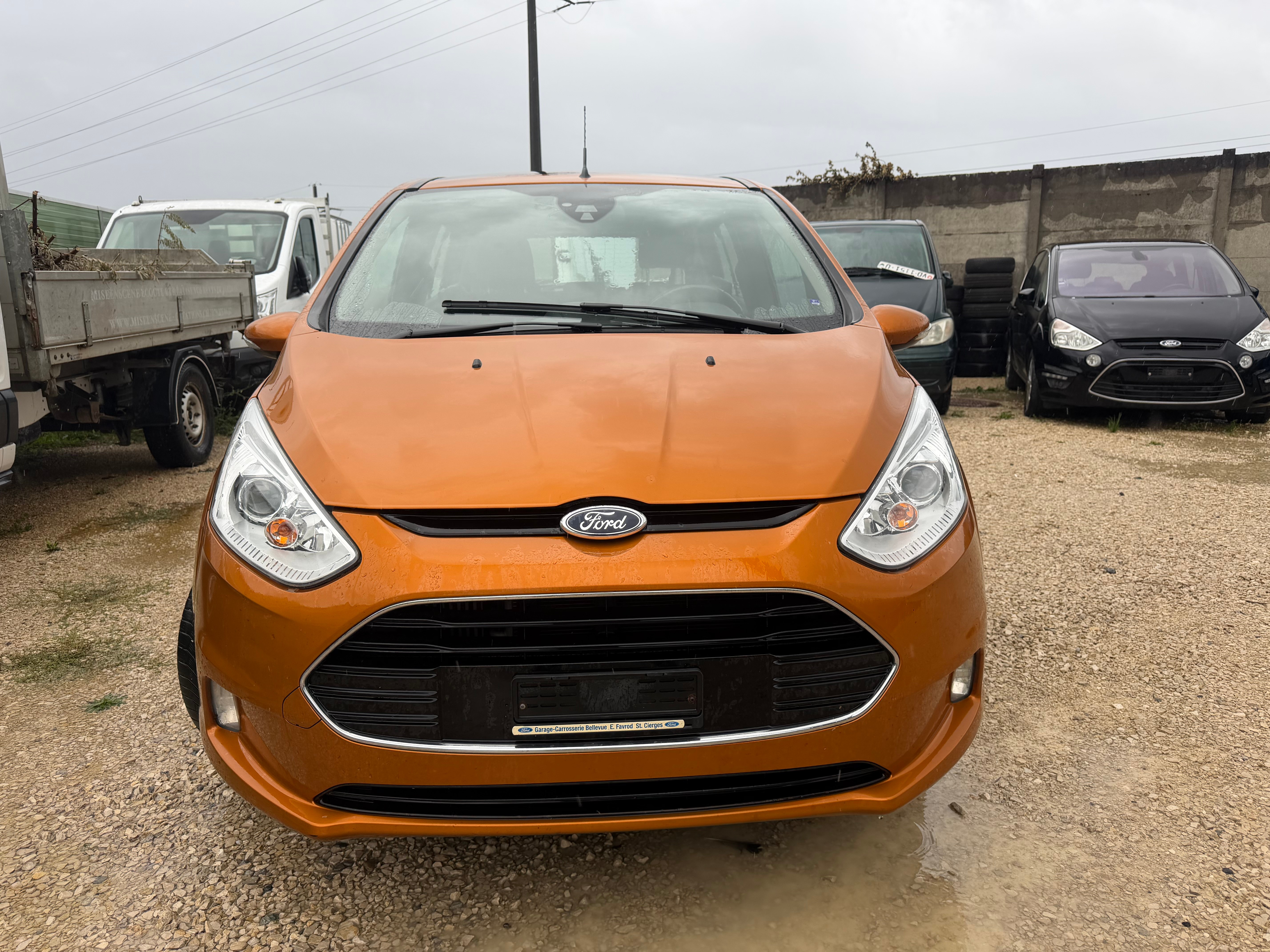Car photo
