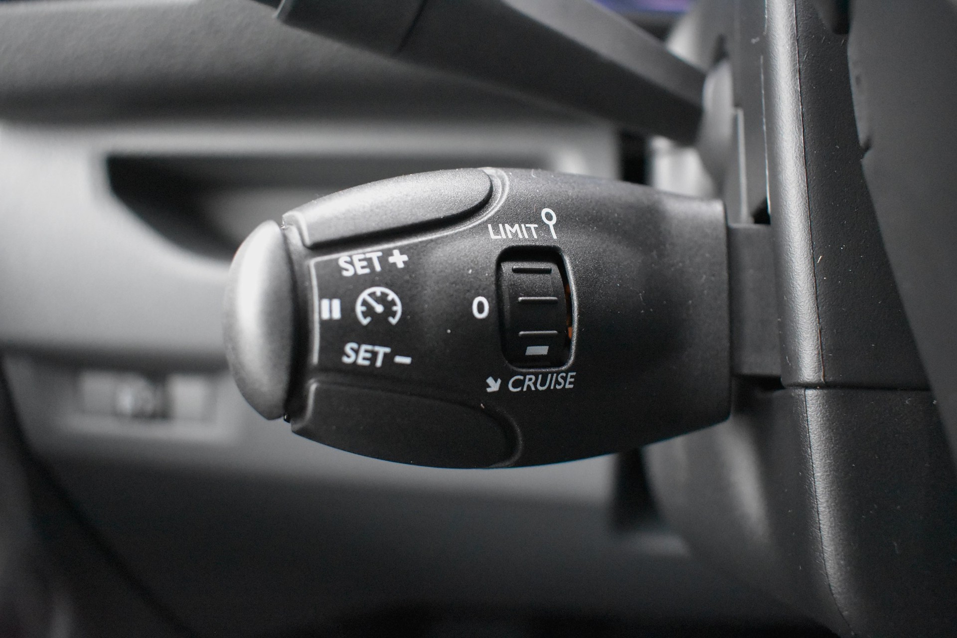 OPEL Vivaro Cargo-e 75 kWh Enjoy M-image-11