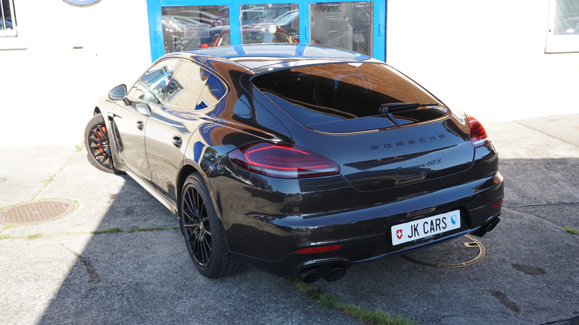 PORSCHE Panamera GTS 4.8 PDK-image-9