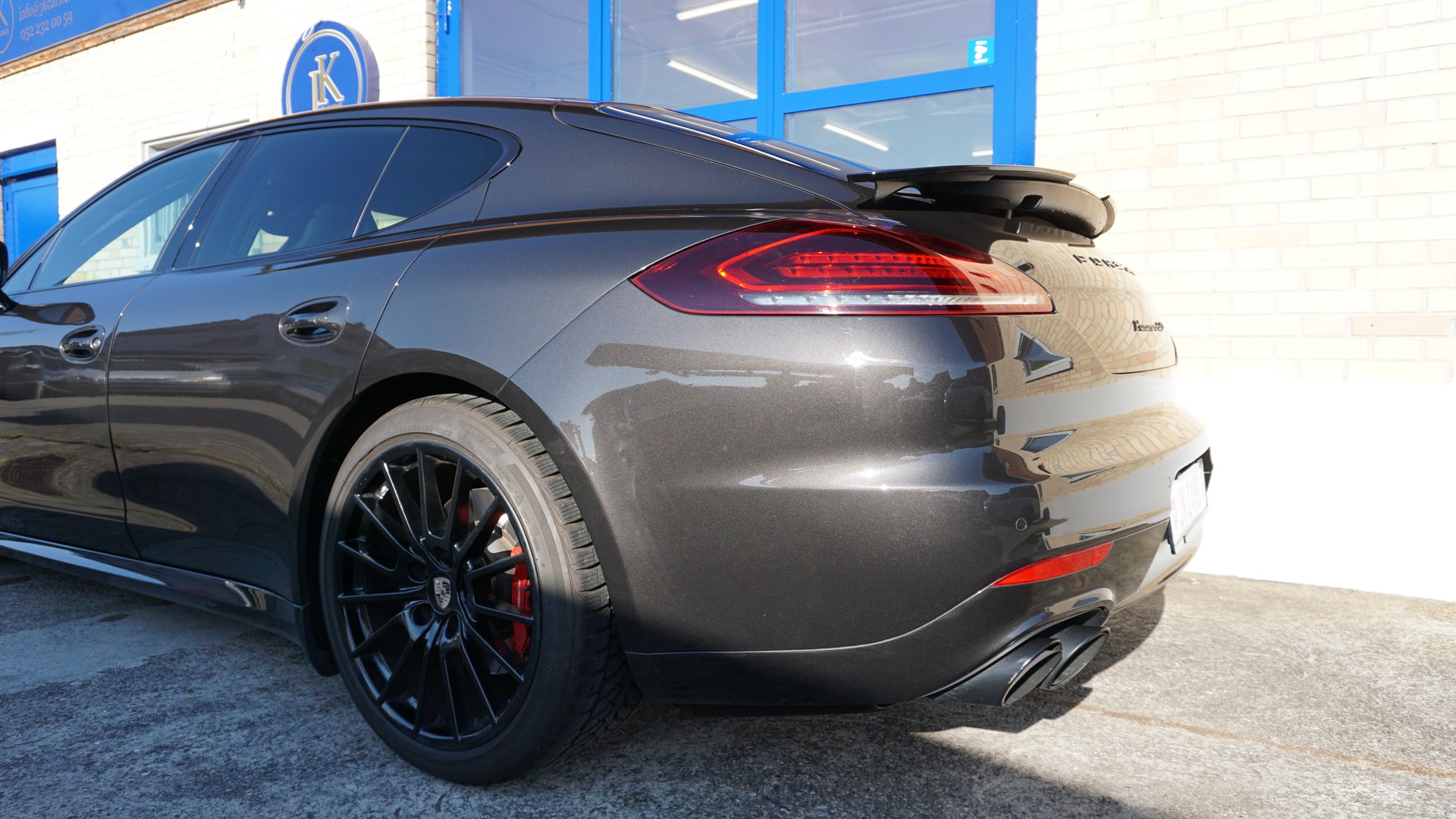 PORSCHE Panamera GTS 4.8 PDK-image-10