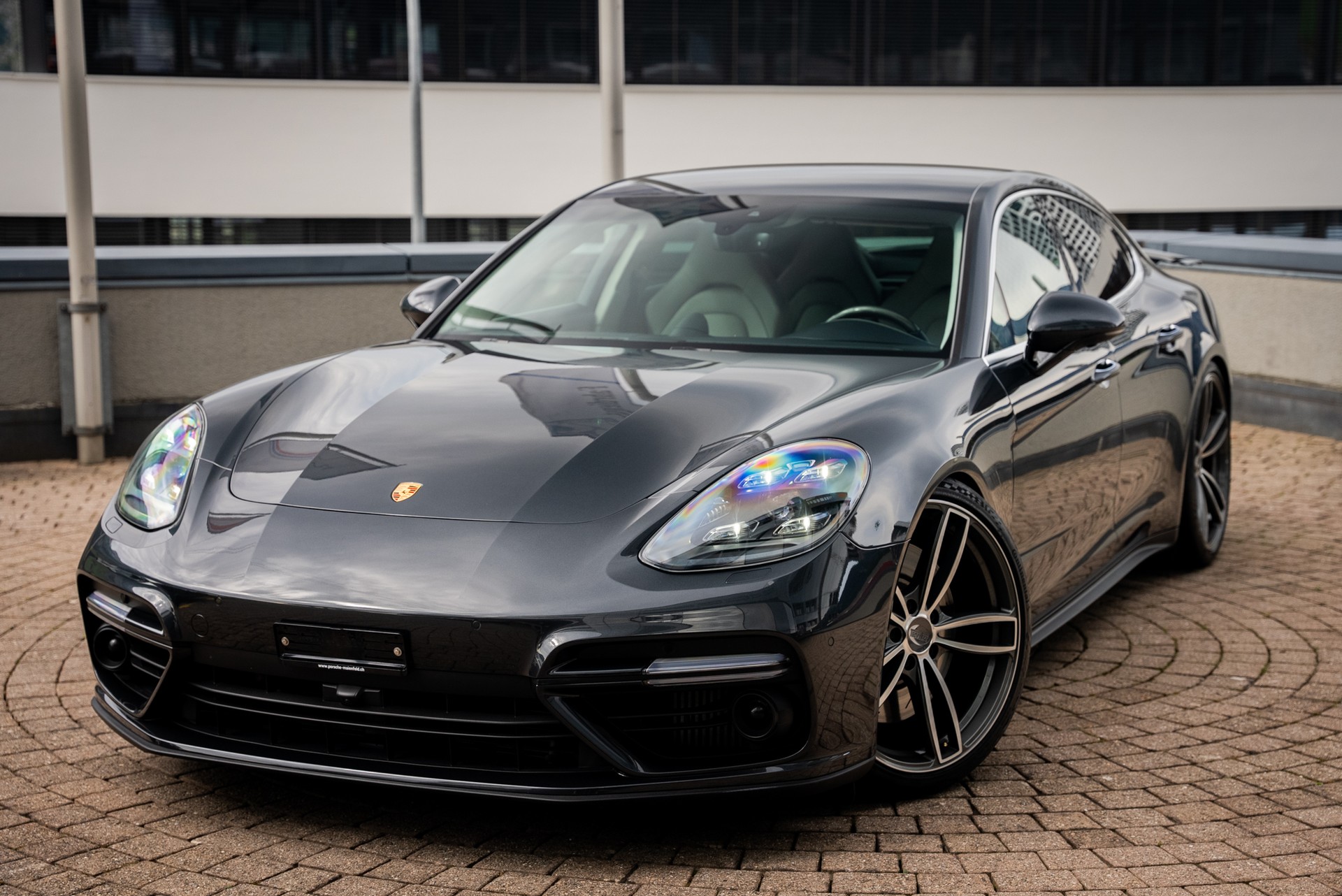PORSCHE Panamera Turbo PDK-image-0
