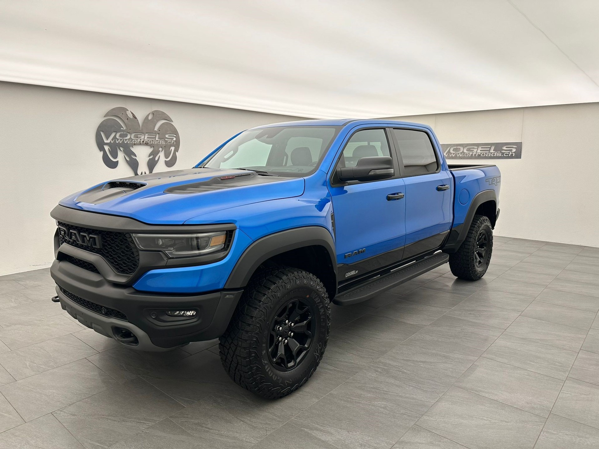 DODGE Ram 1500 TRX 6.2 V8-image-0