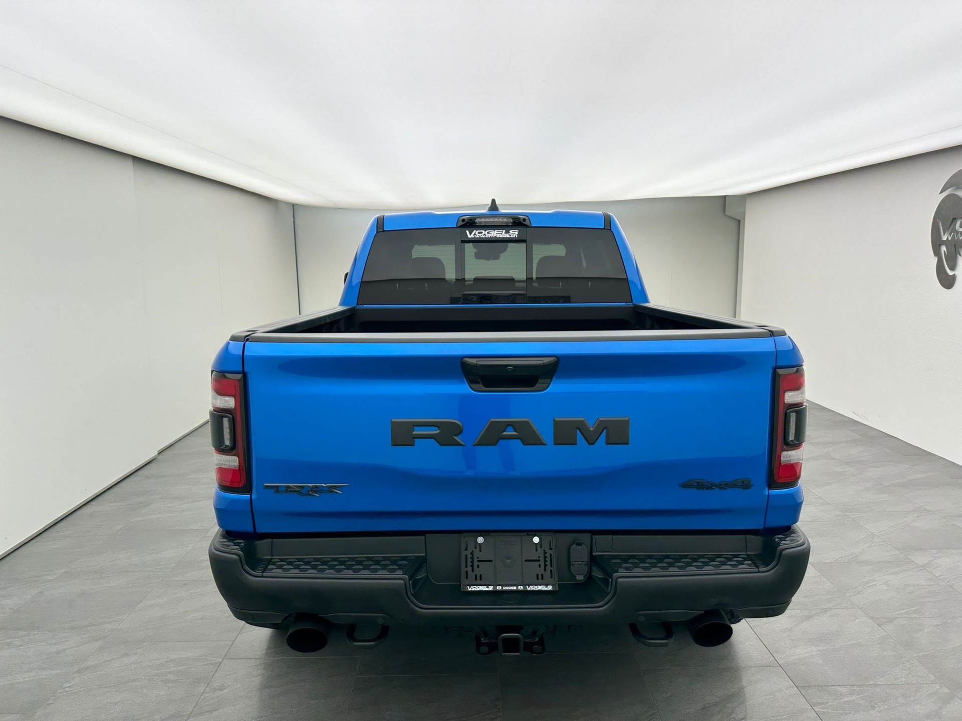 DODGE Ram 1500 TRX 6.2 V8-image-4