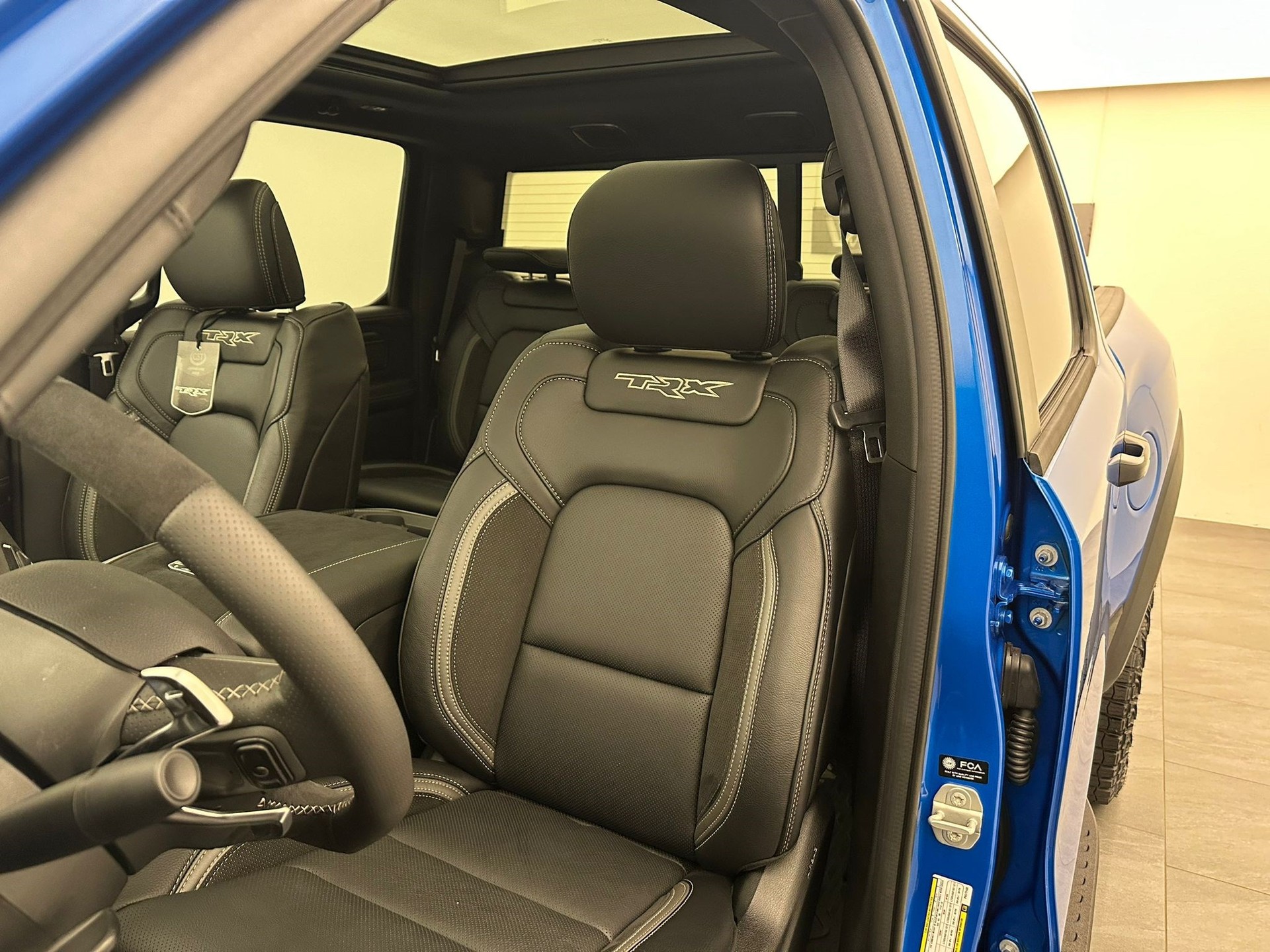 DODGE Ram 1500 TRX 6.2 V8-image-6