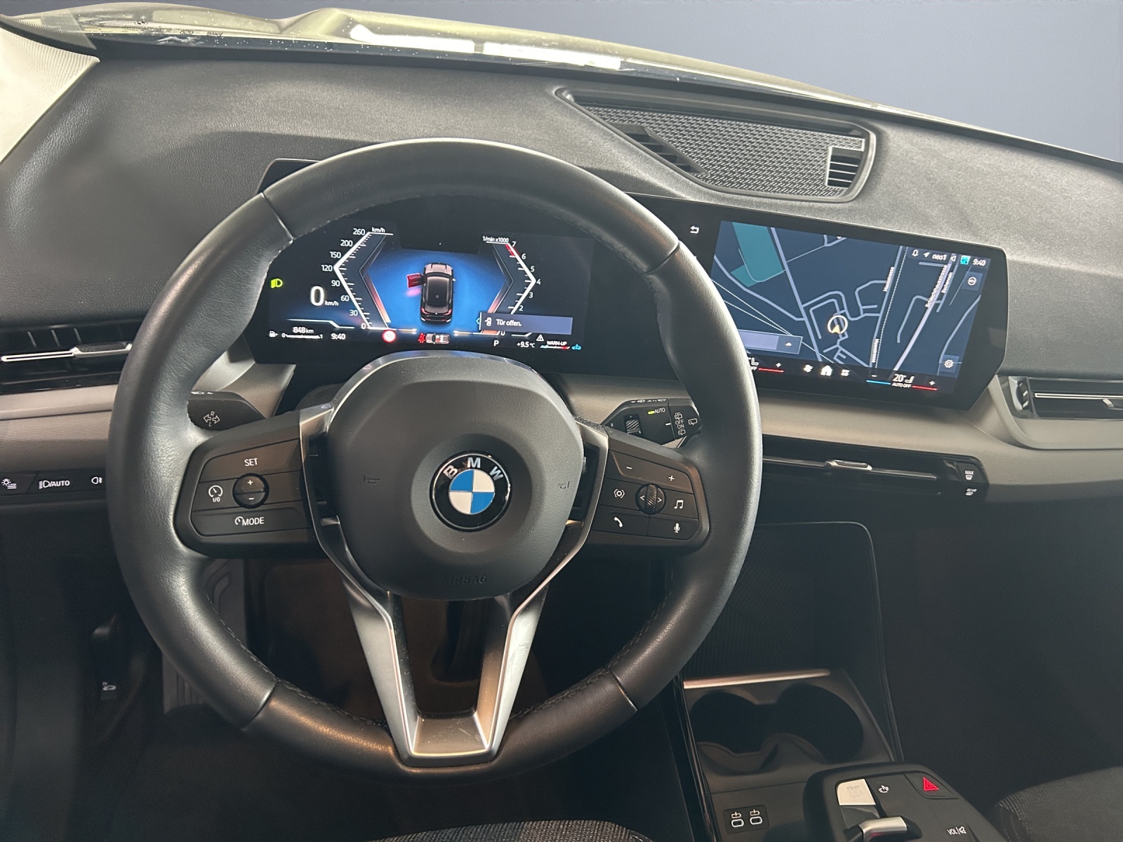 BMW X1 sDrive 18i-image-22