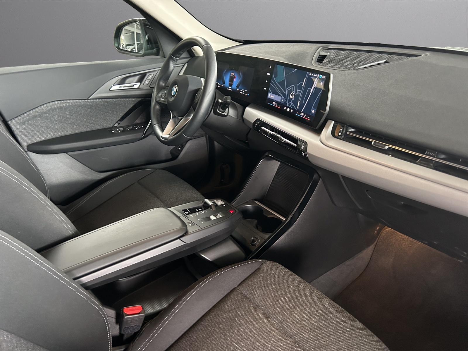 BMW X1 sDrive 18i-image-9