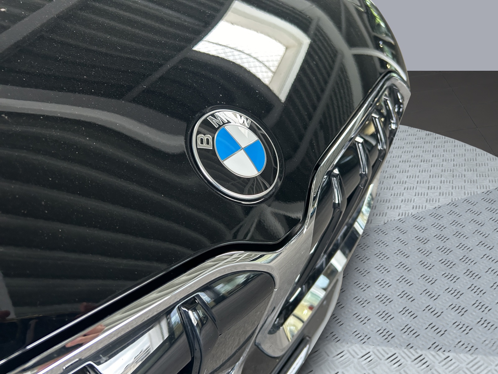 BMW X1 sDrive 18i-image-21