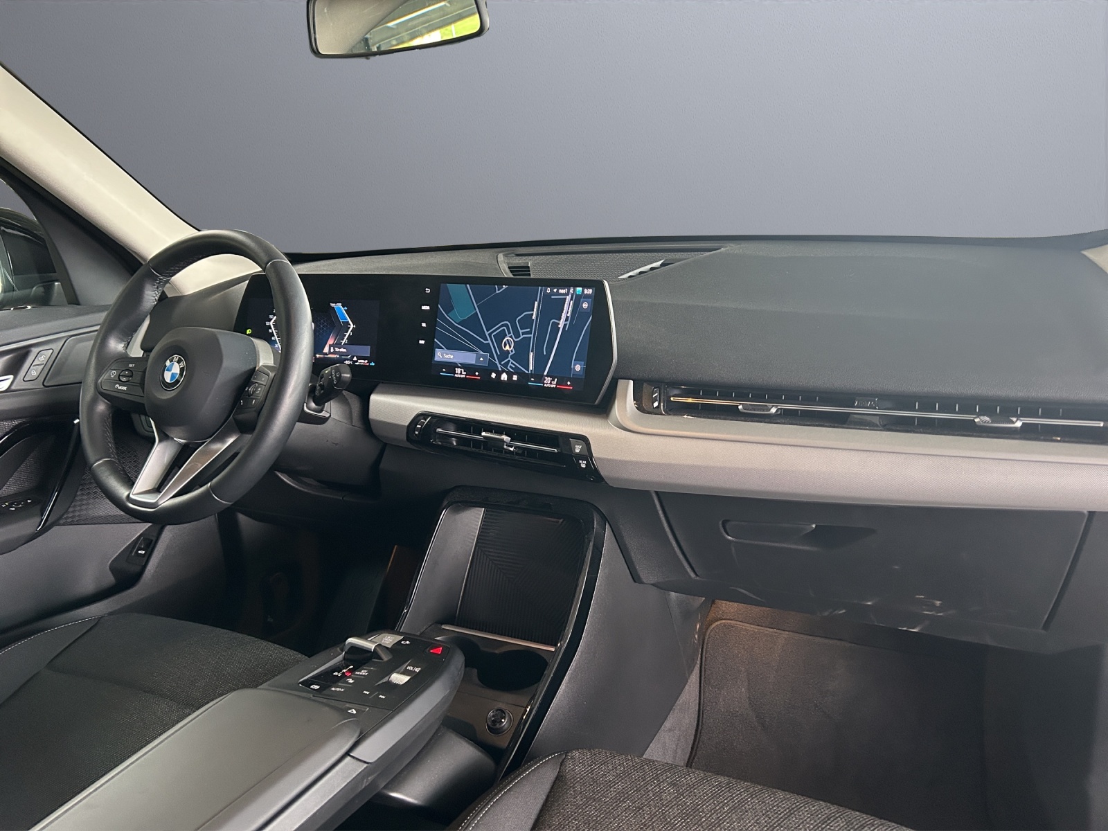 BMW X1 sDrive 18i-image-16