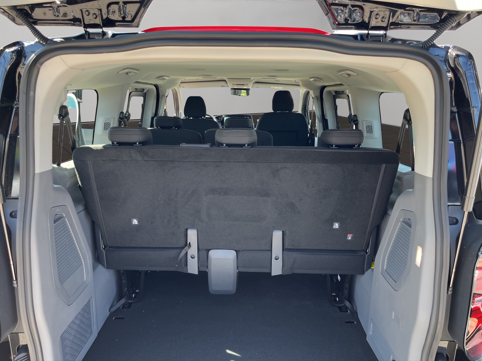 VW Caravelle 2.0 TDI Aut.8-image-5