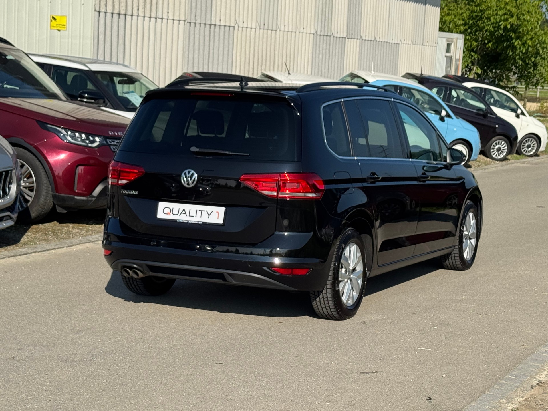VW Touran 2.0 TDI BlueMotion Technology Comfortline DSG-image-2