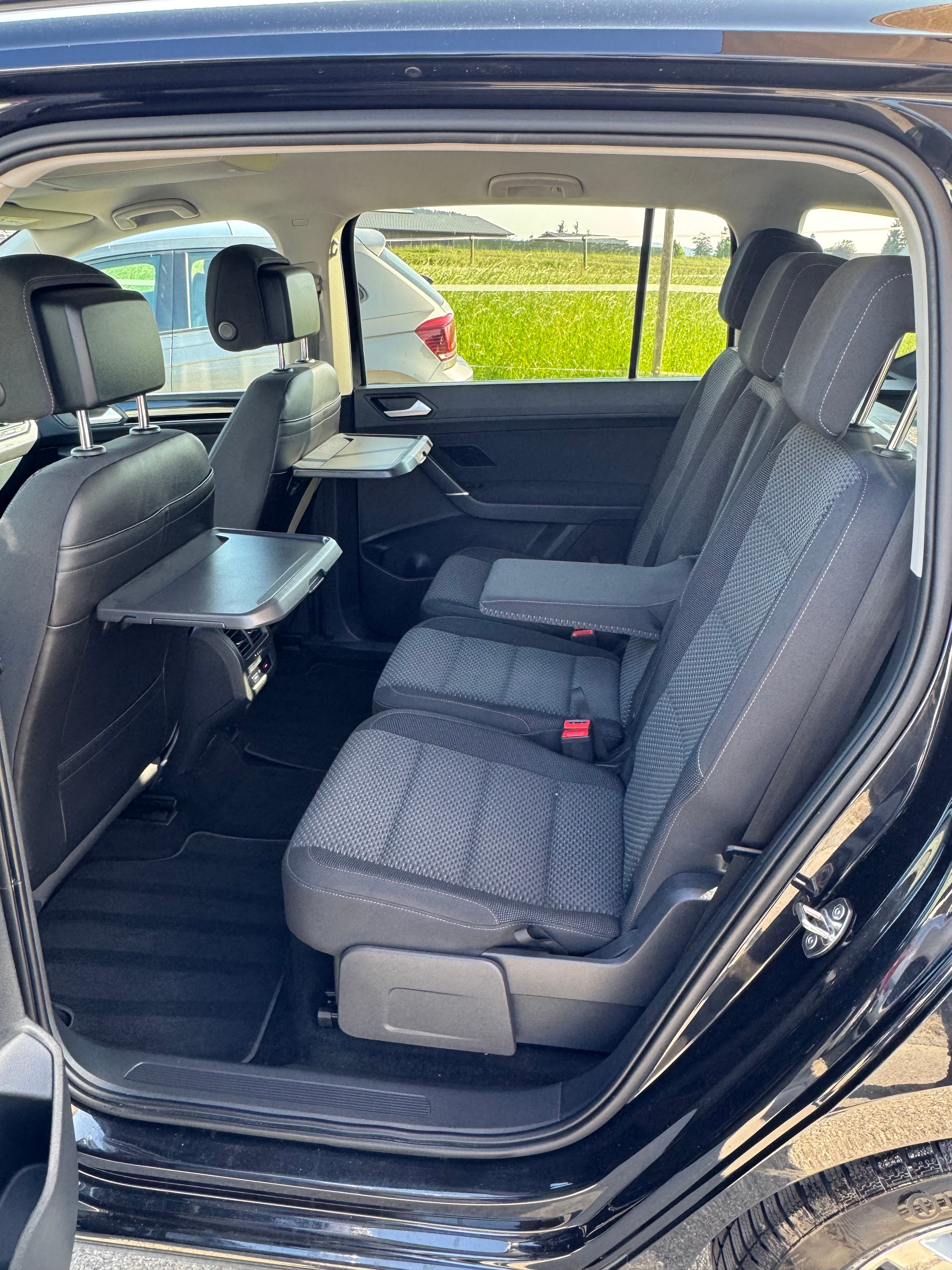 VW Touran 2.0 TDI BlueMotion Technology Comfortline DSG-image-9