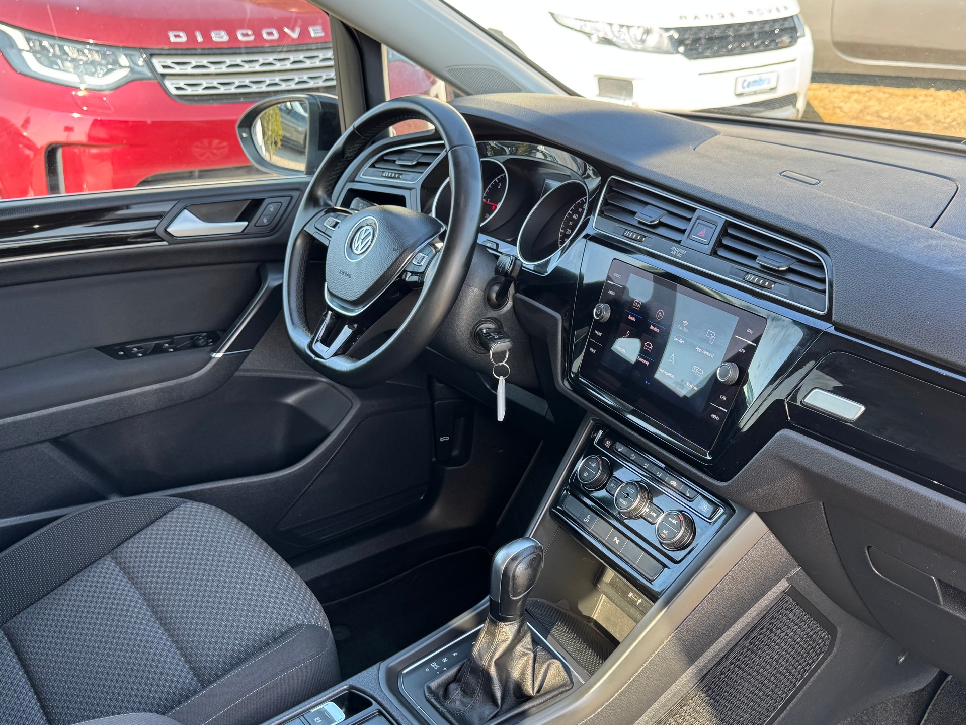 VW Touran 2.0 TDI BlueMotion Technology Comfortline DSG-image-6