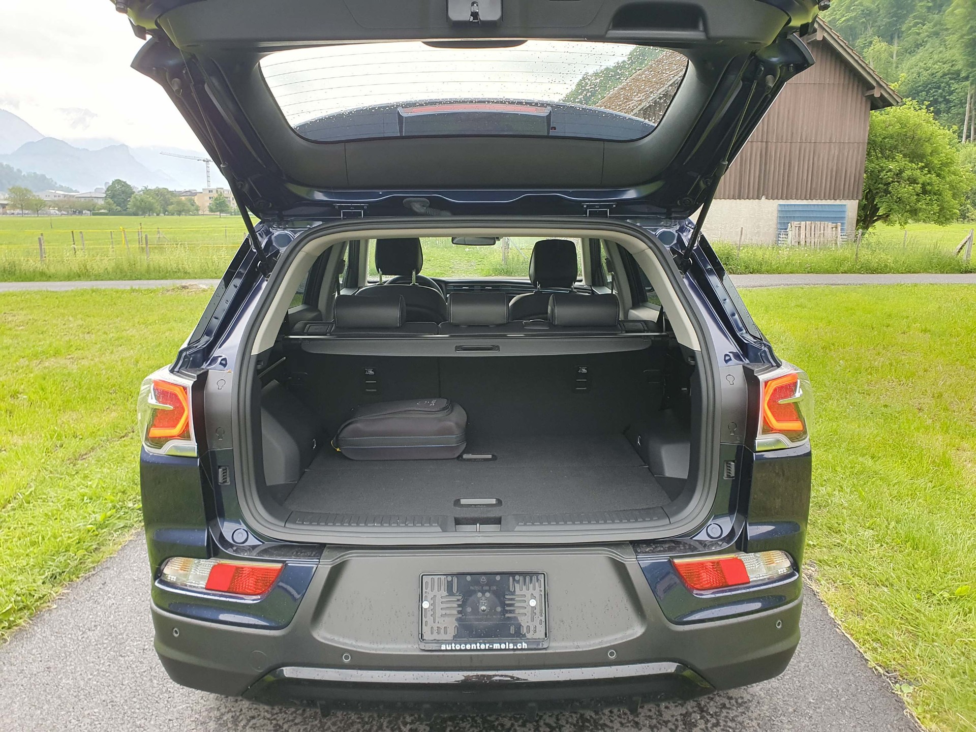 KGM-SsangYong E-Korando Titanium 100% Elektro-image-12