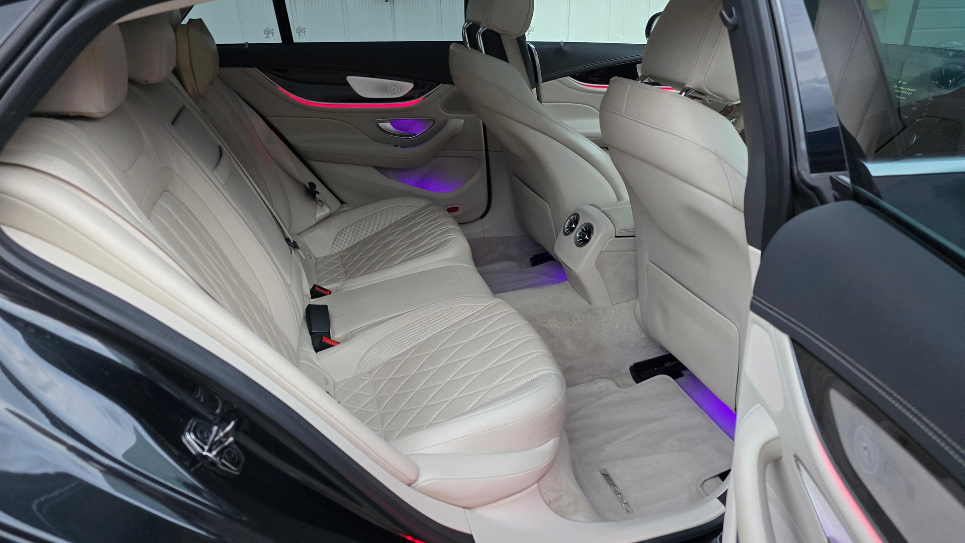 MERCEDES-BENZ AMG GT 4 53 4Matic+ Speedshift TCT-image-10