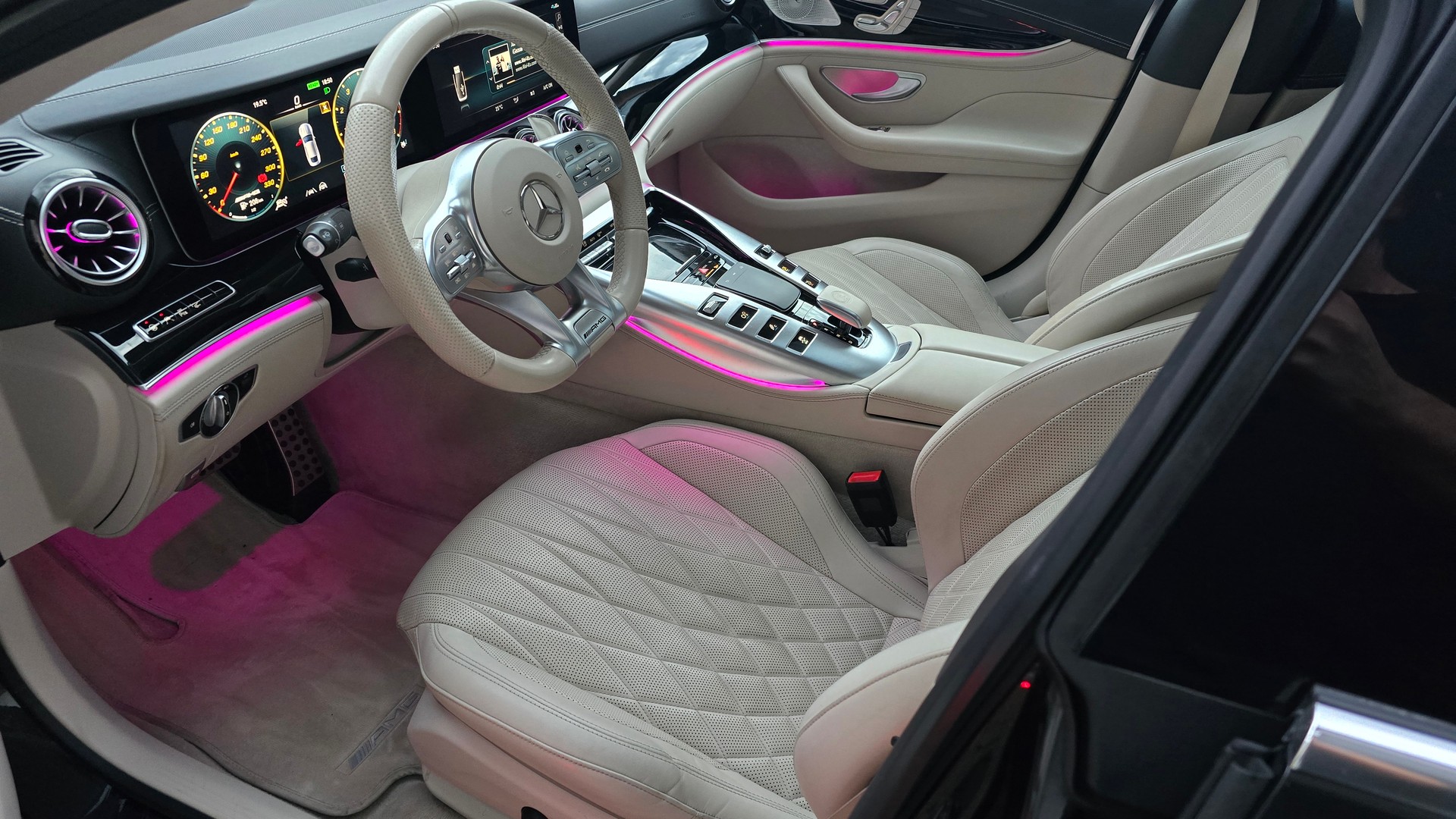 MERCEDES-BENZ AMG GT 4 53 4Matic+ Speedshift TCT-image-9