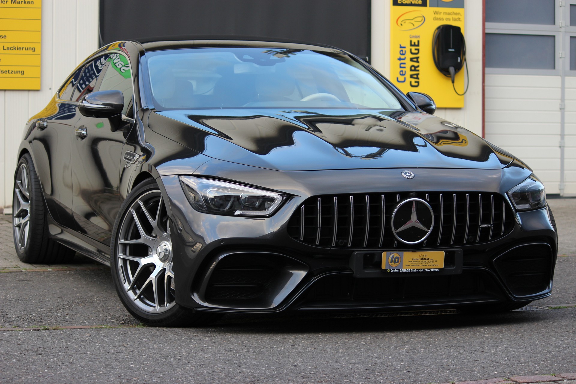 MERCEDES-BENZ AMG GT 4 53 4Matic+ Speedshift TCT-showroom-element-3