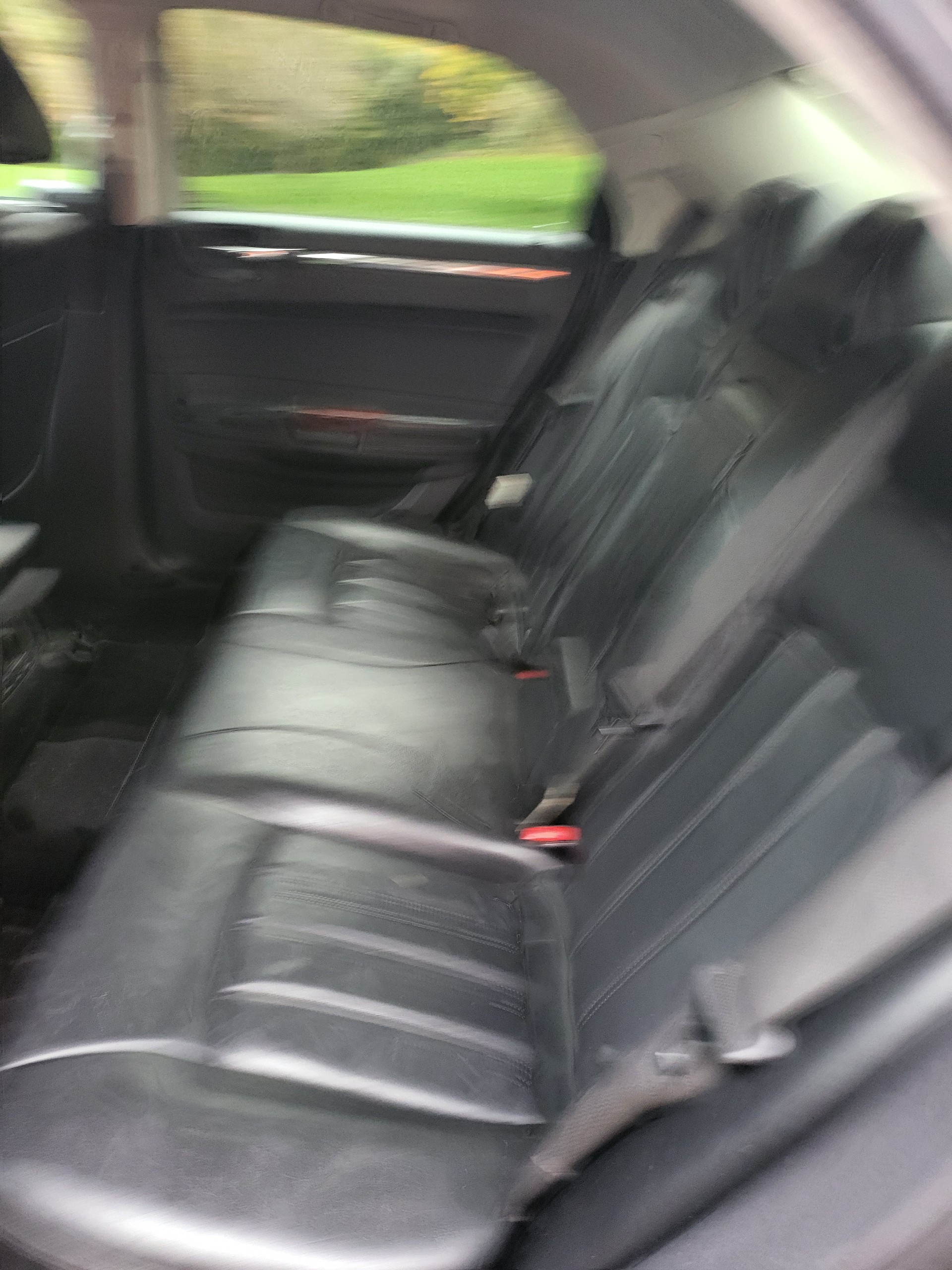 CHRYSLER Chrysler 300c-image-8