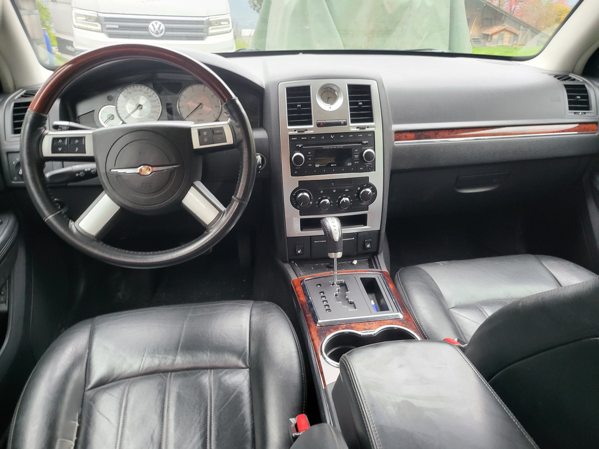 CHRYSLER Chrysler 300c-image-9