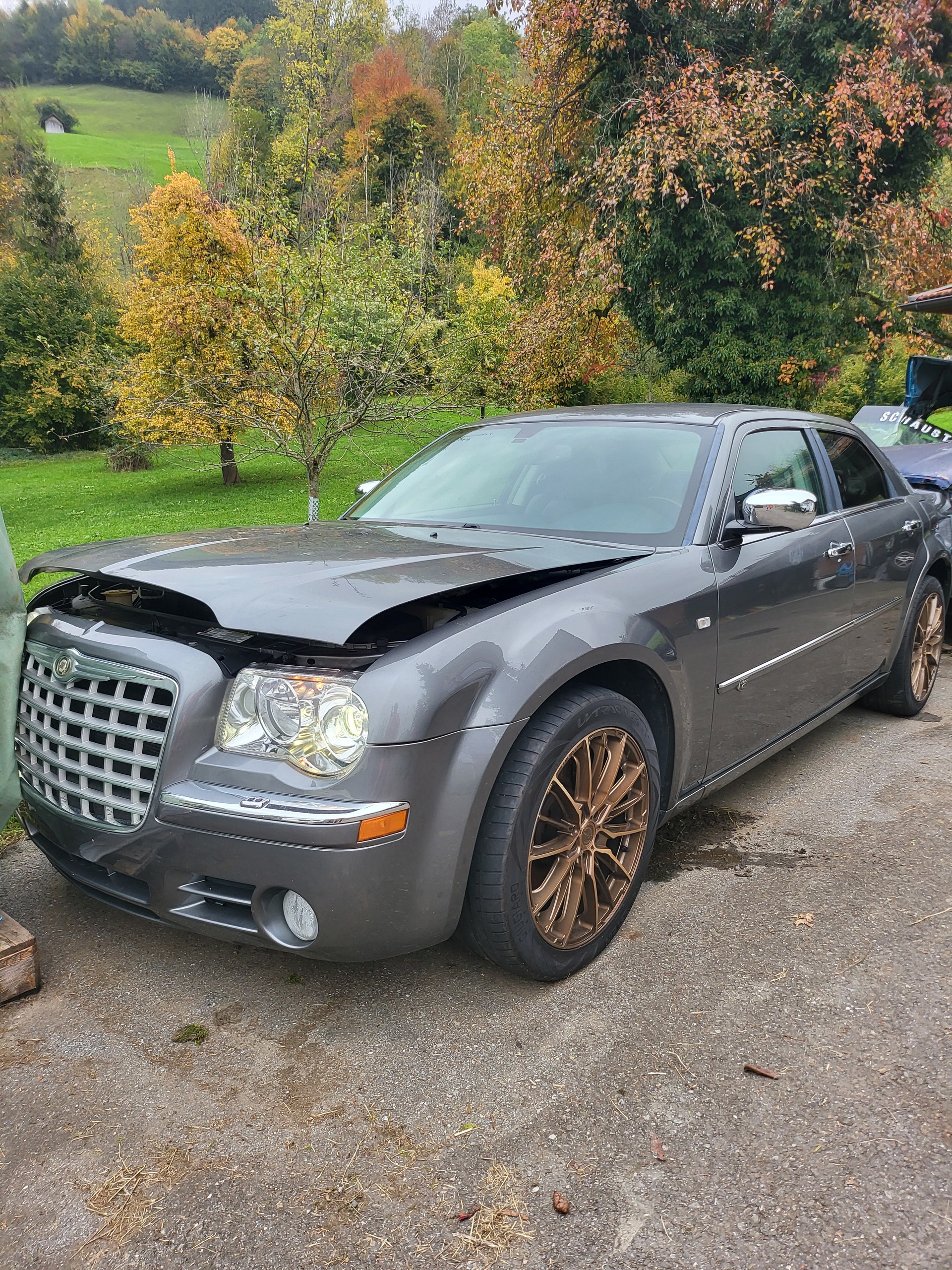 CHRYSLER Chrysler 300c-image-1