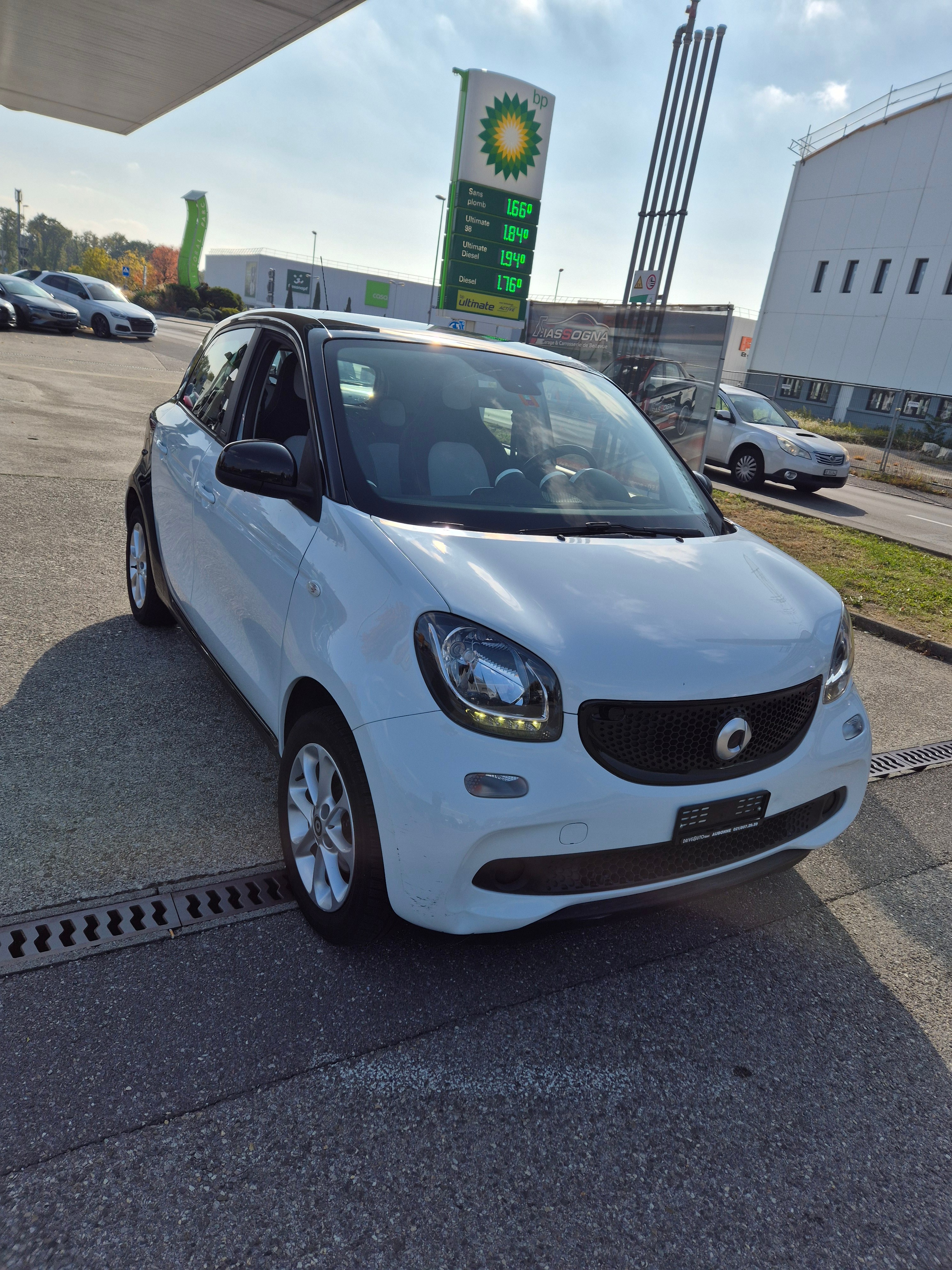 Car photo