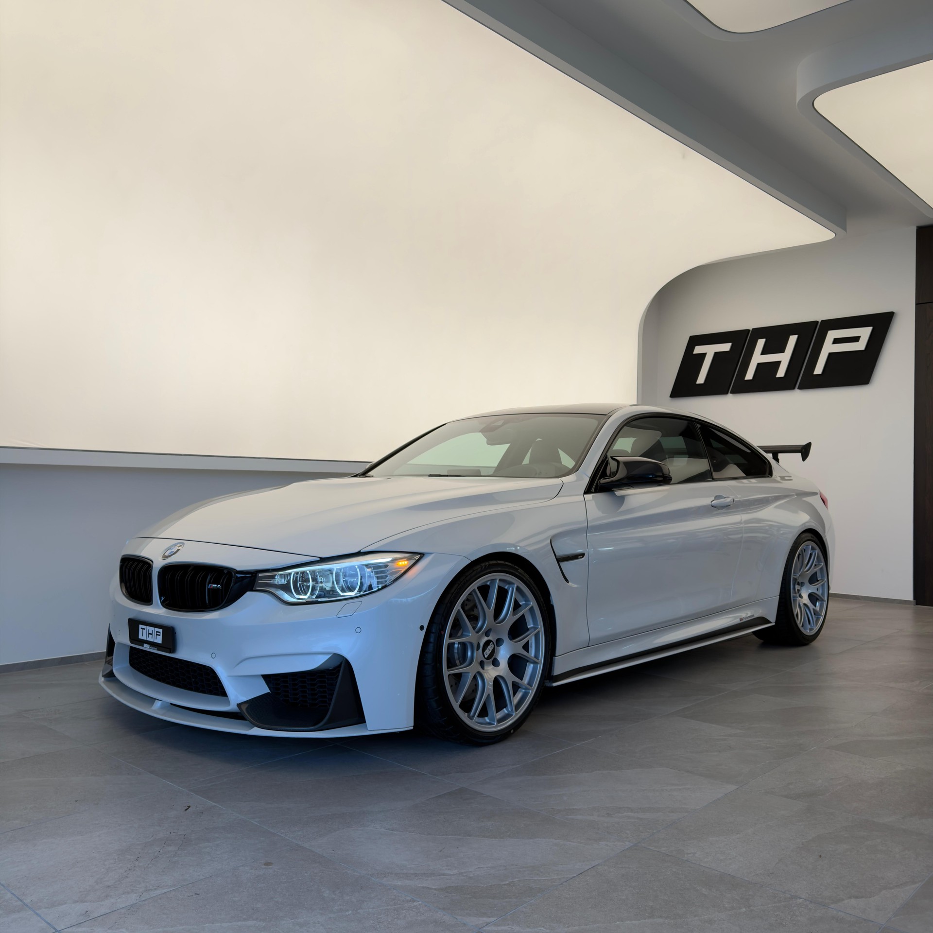 BMW M4 Coupé M Performance-image-0