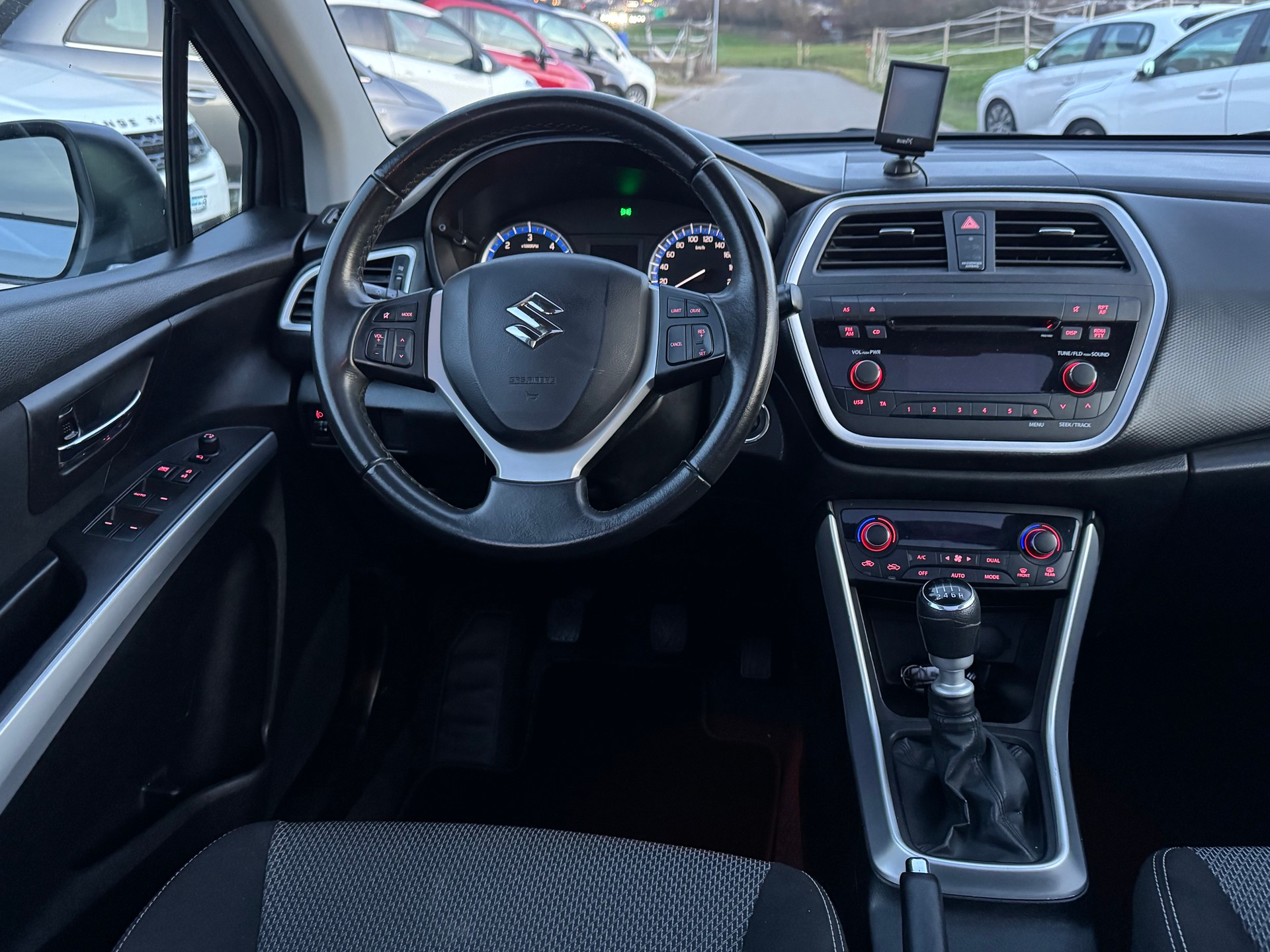 SUZUKI SX4 S-GROSS 1.6 TD PizSulai Top-image-9