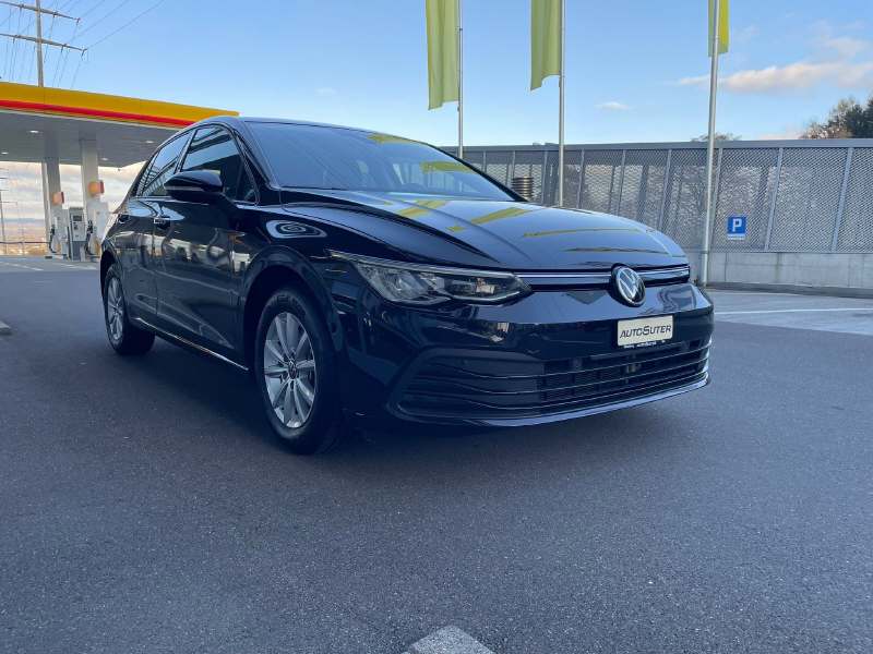 VW Golf VIII 1.0 TSI Value-image-1