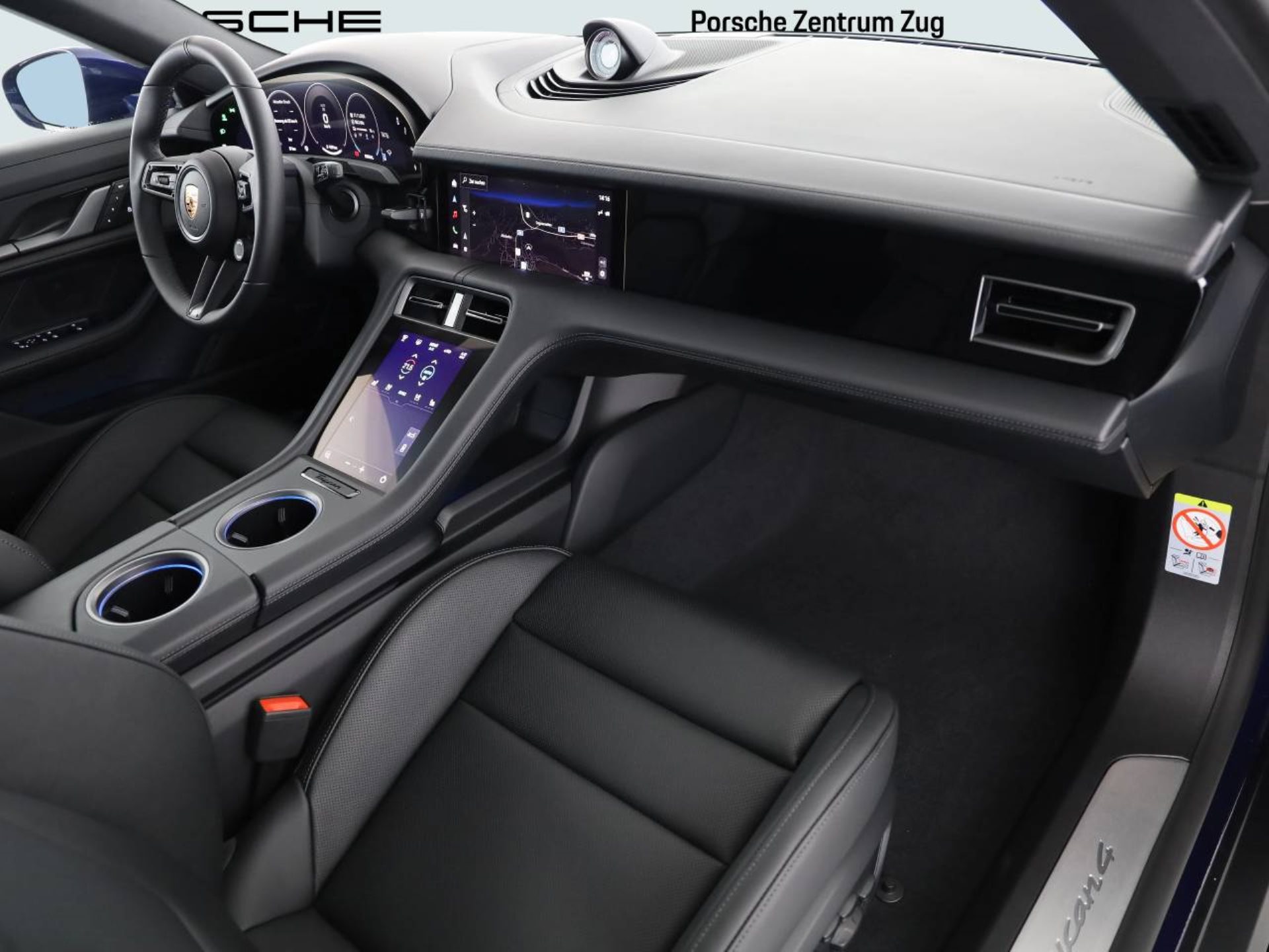 PORSCHE Taycan 4 Cross Turismo-image-8
