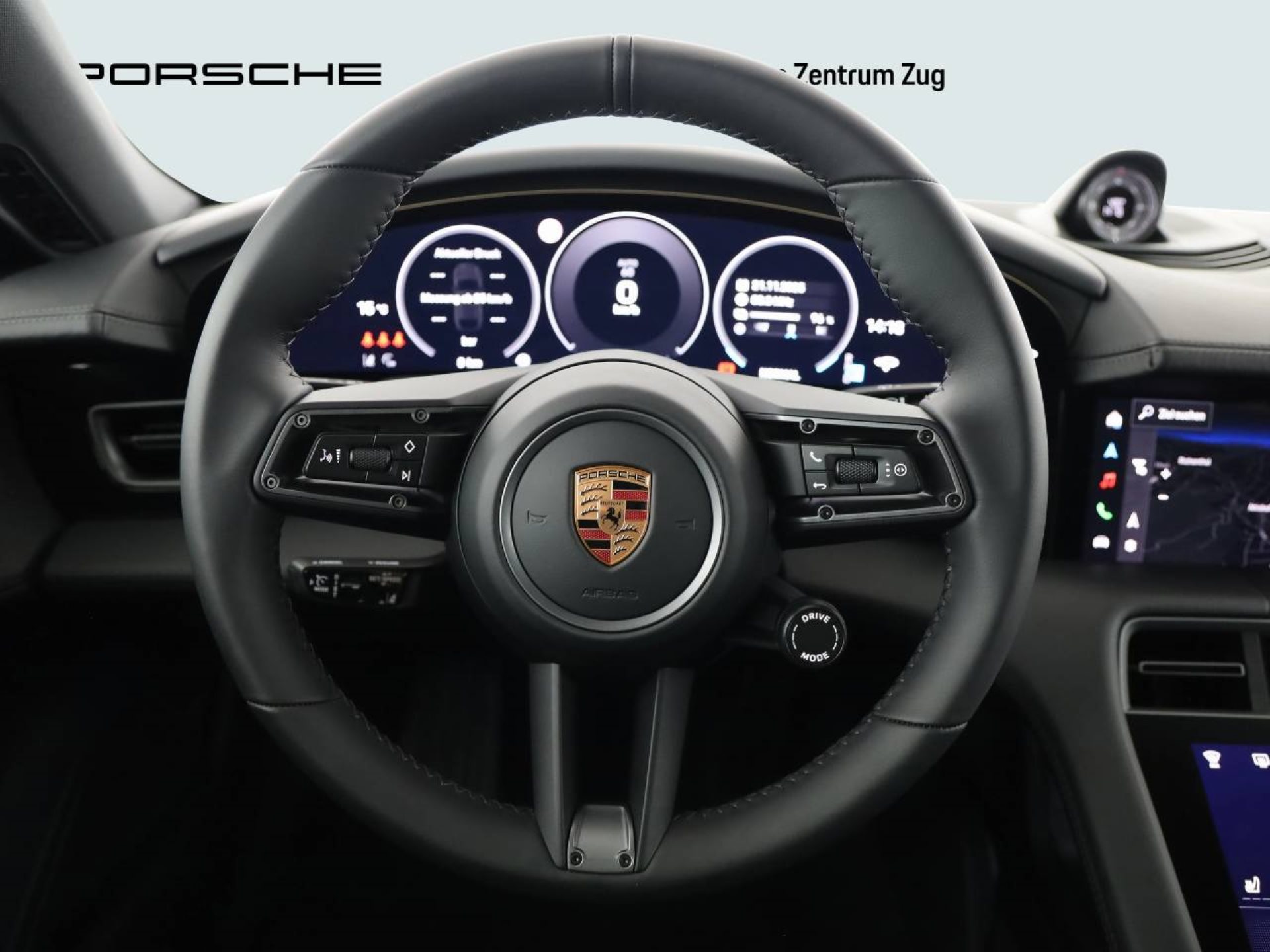 PORSCHE Taycan 4 Cross Turismo-image-14