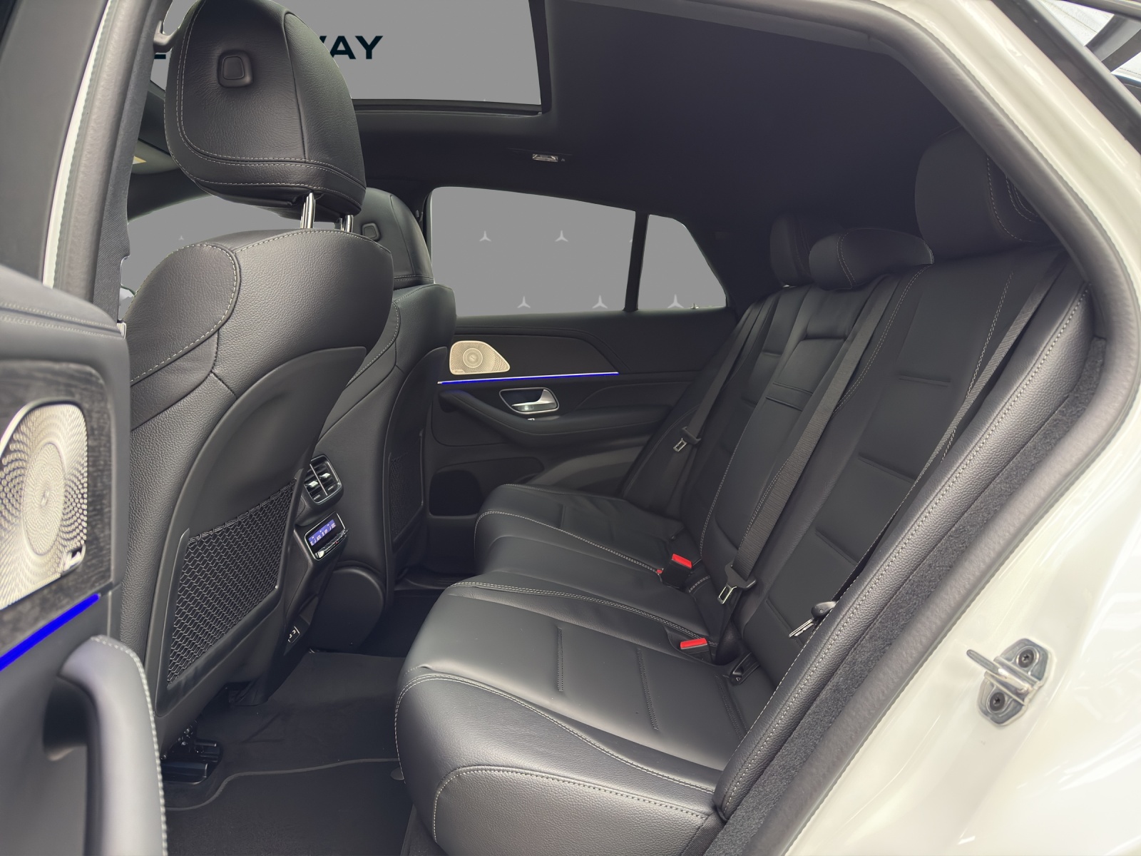 MERCEDES-BENZ GLE Coupé 300 d 4Matic+ 9G-Tronic-image-15