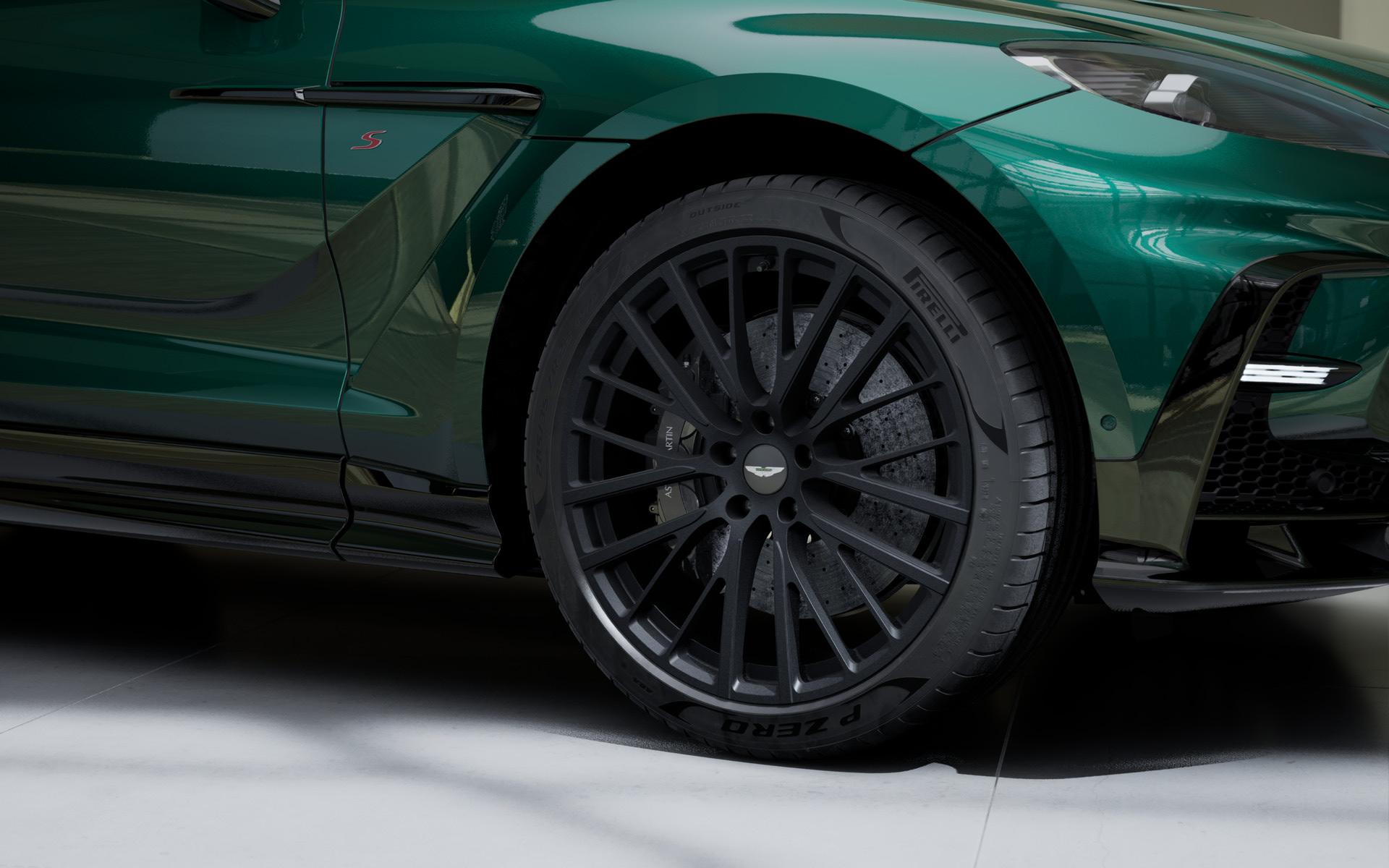 ASTON MARTIN DBX S 4.0 V8 Bi-Turbo-image-16