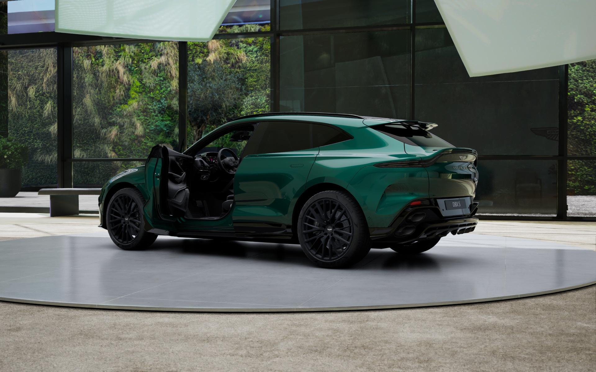ASTON MARTIN DBX S 4.0 V8 Bi-Turbo-image-14