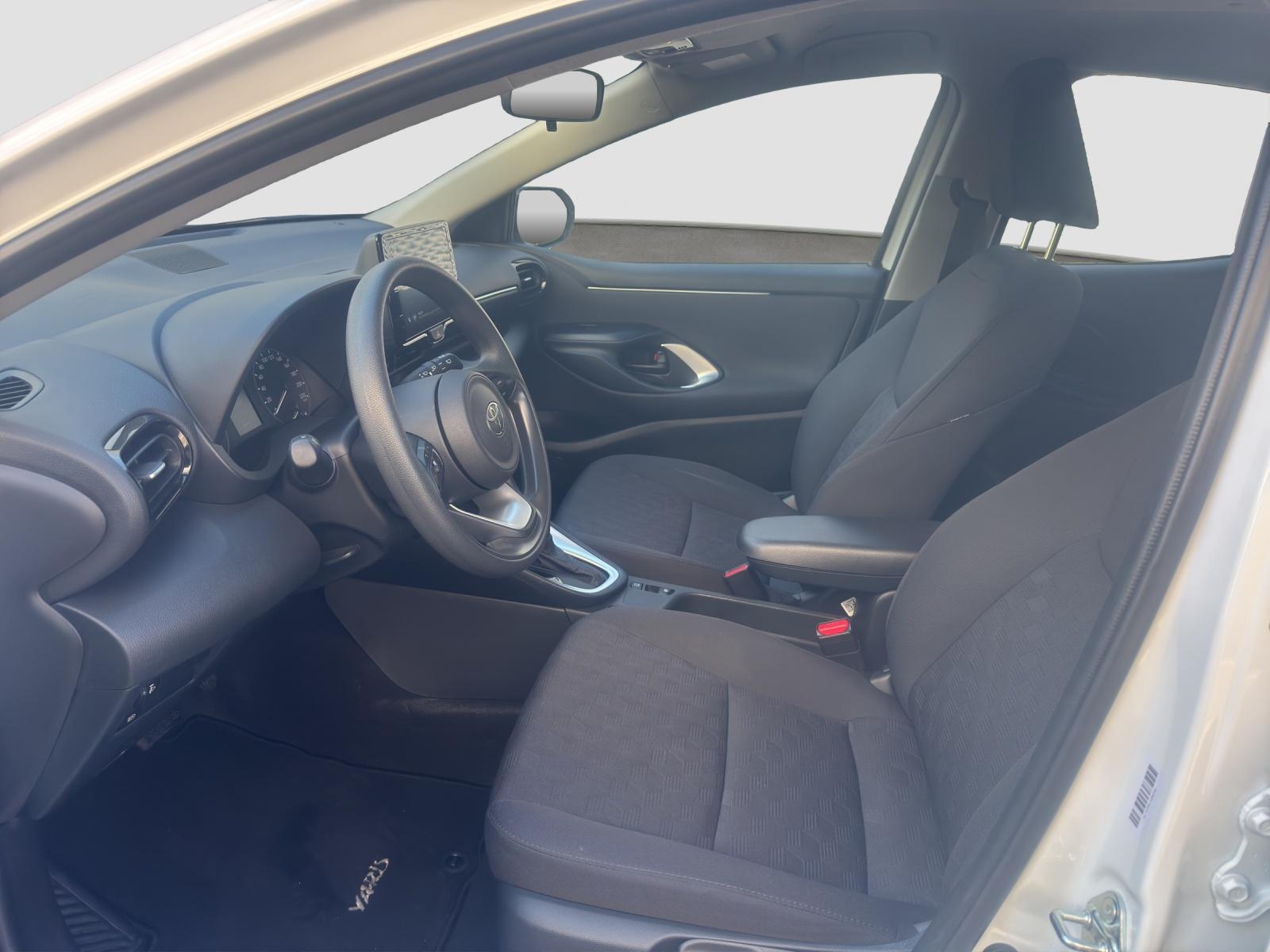 TOYOTA Yaris 1.5 VVT-i HSD Comfort-image-10