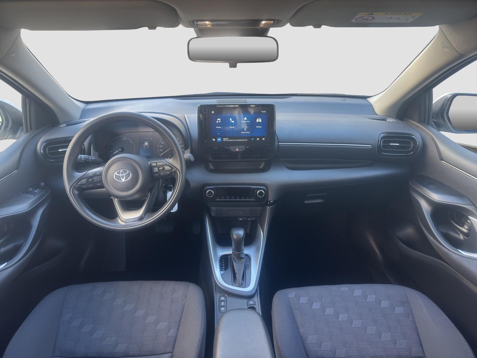 TOYOTA Yaris 1.5 VVT-i HSD Comfort-image-12
