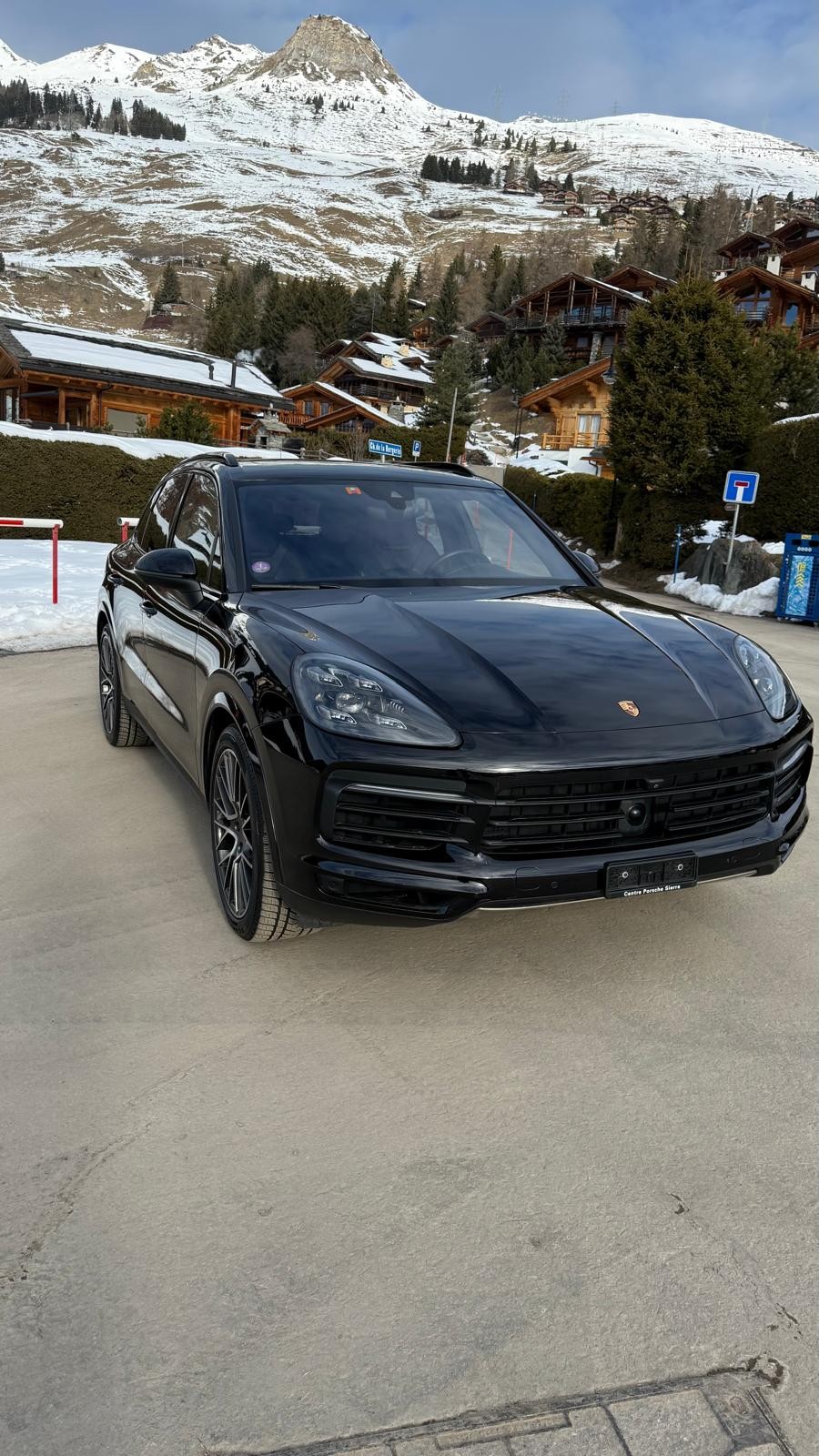 PORSCHE Cayenne S-image-8