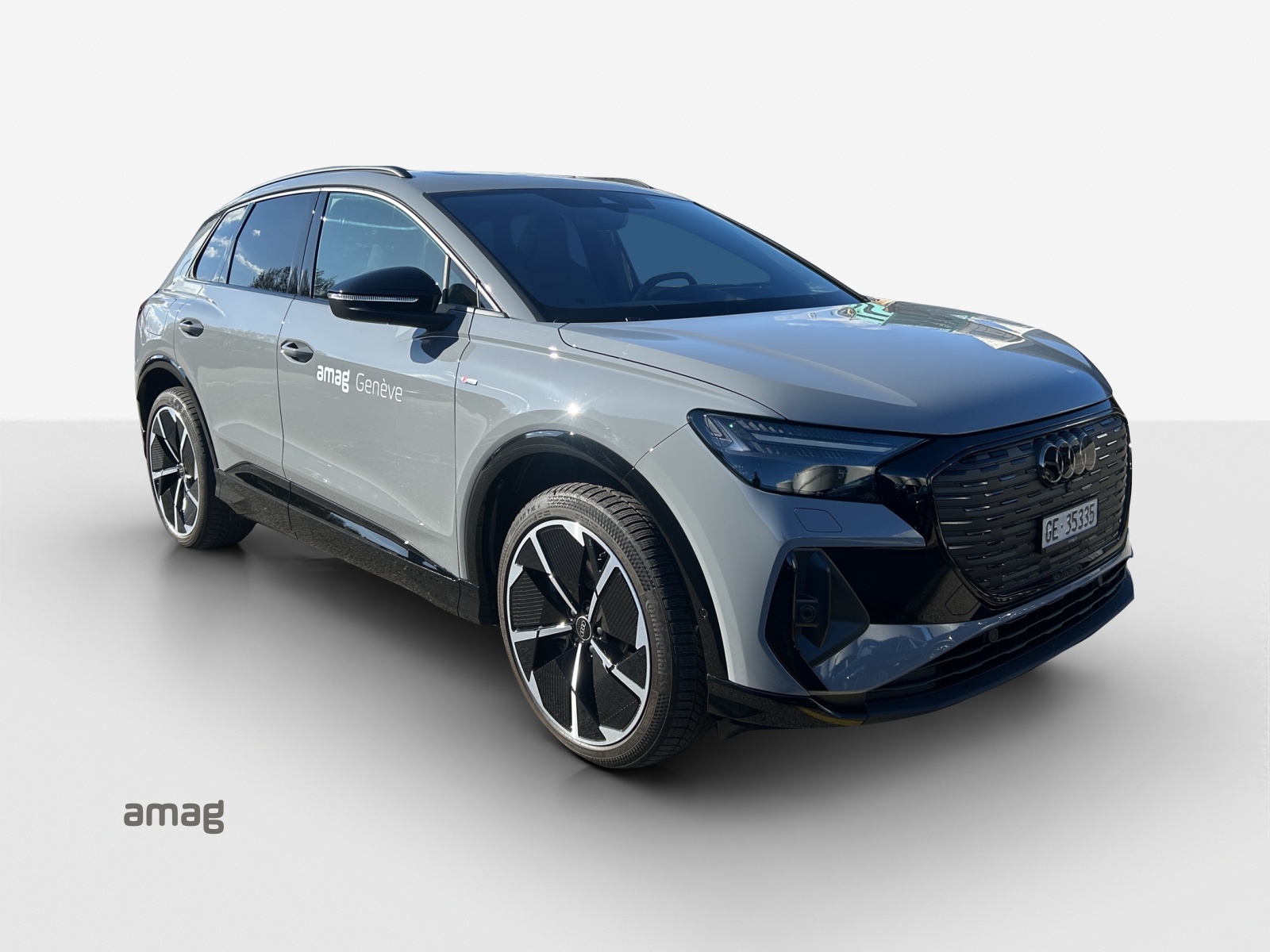 AUDI Q4 e-tron 45 Attraction quattro-image-6