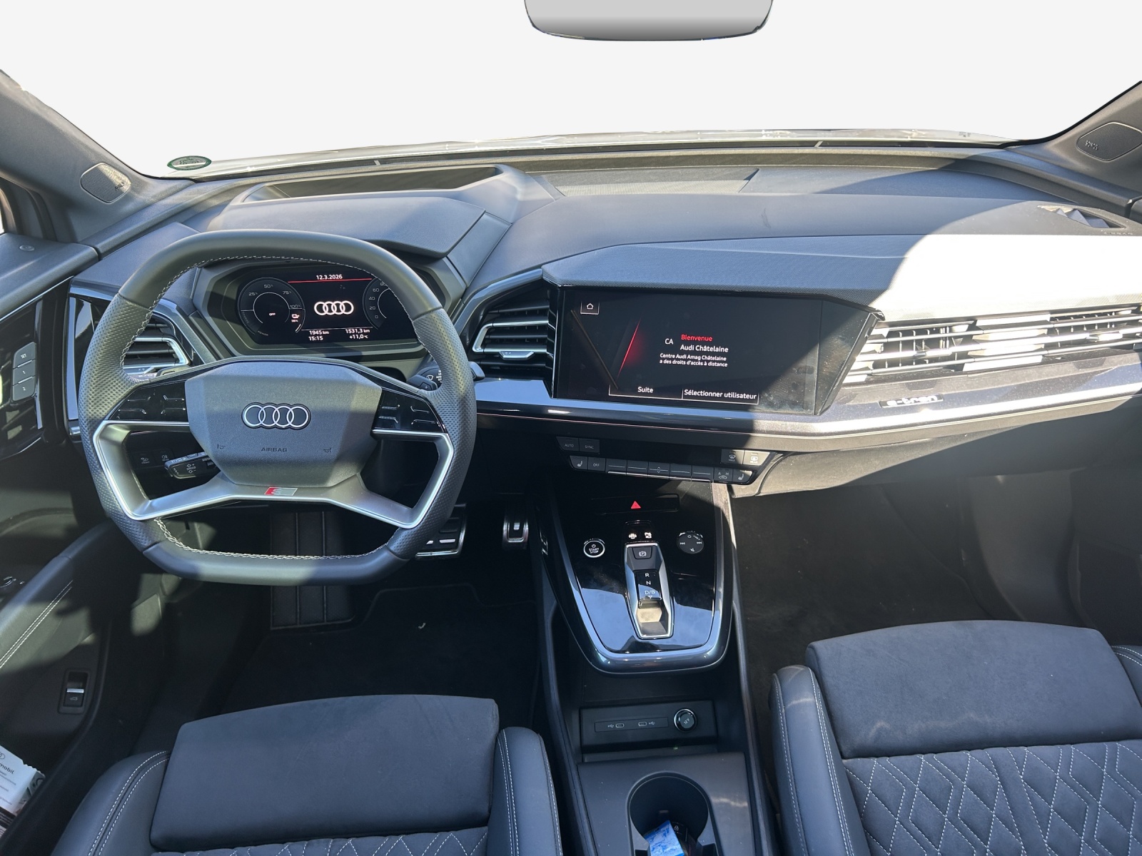 AUDI Q4 e-tron 45 Attraction quattro-image-10