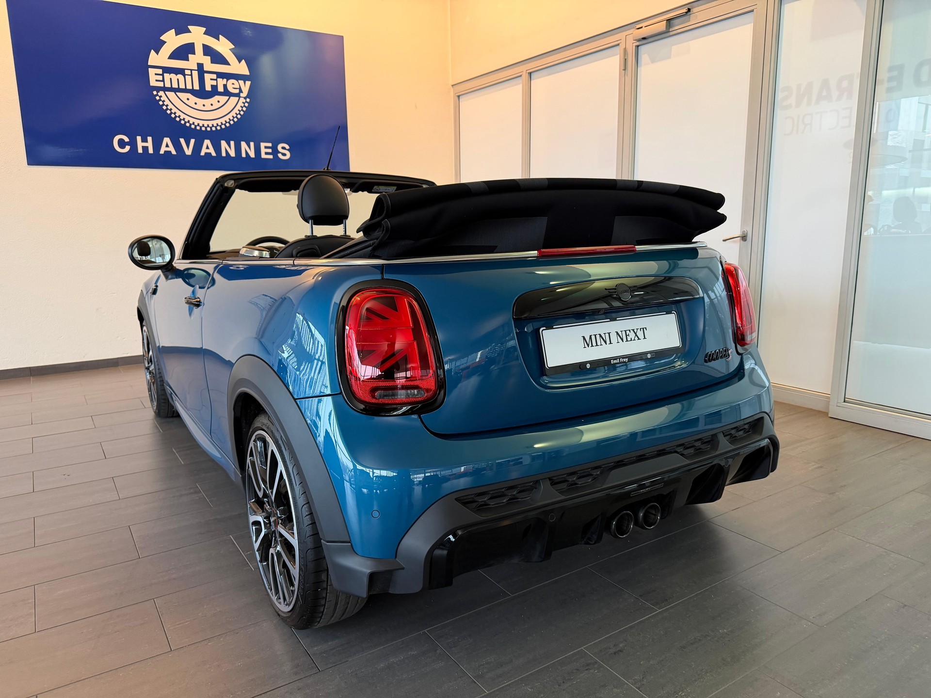 MINI Cabrio F57 2.0i Cooper S-image-5