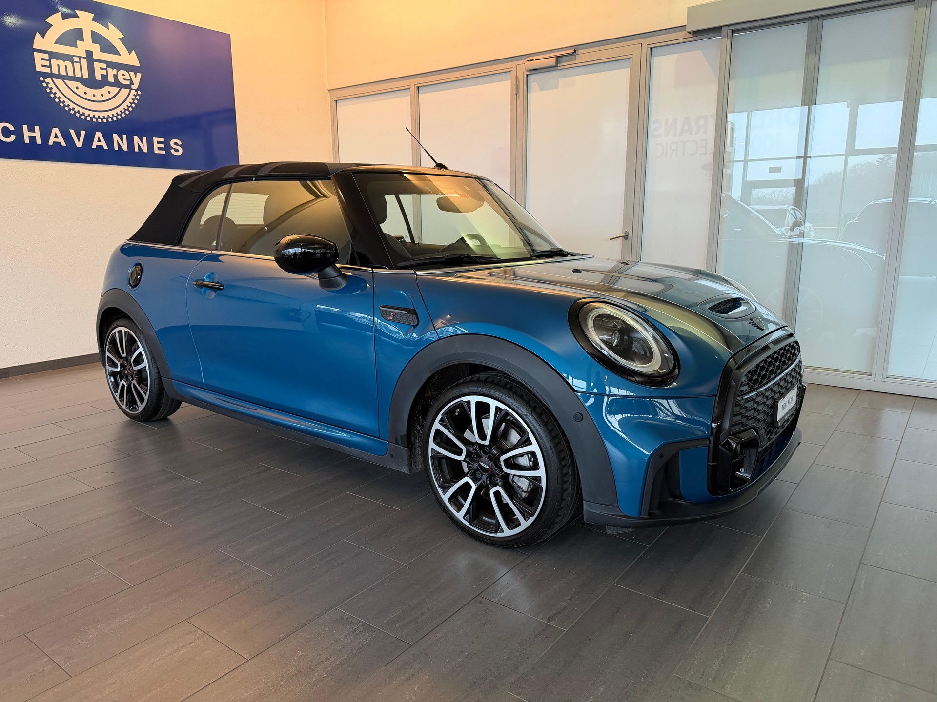 MINI Cabrio F57 2.0i Cooper S-showroom-element-1