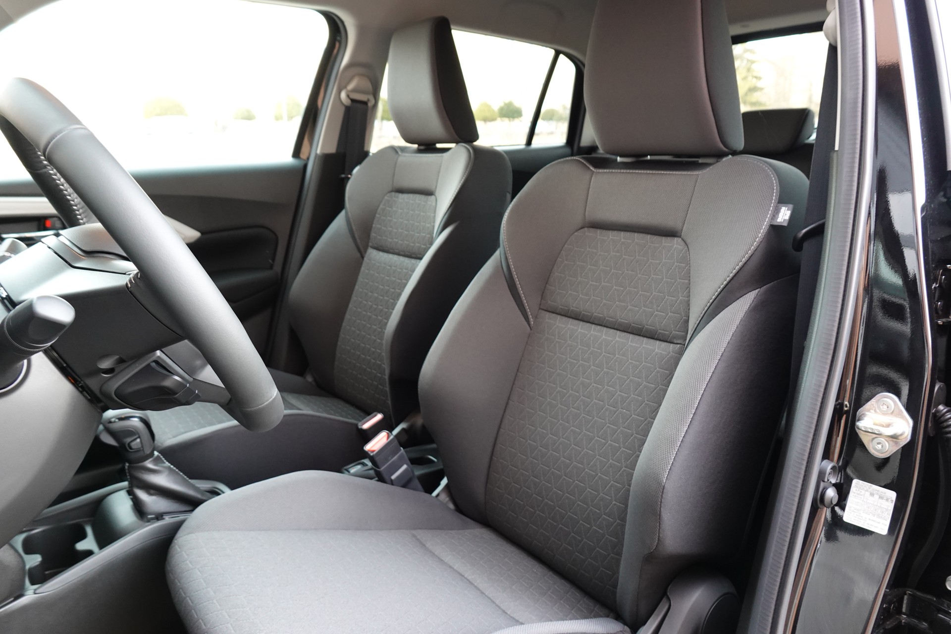 SUZUKI Swift 1.2 Compact+ Hybrid-image-20