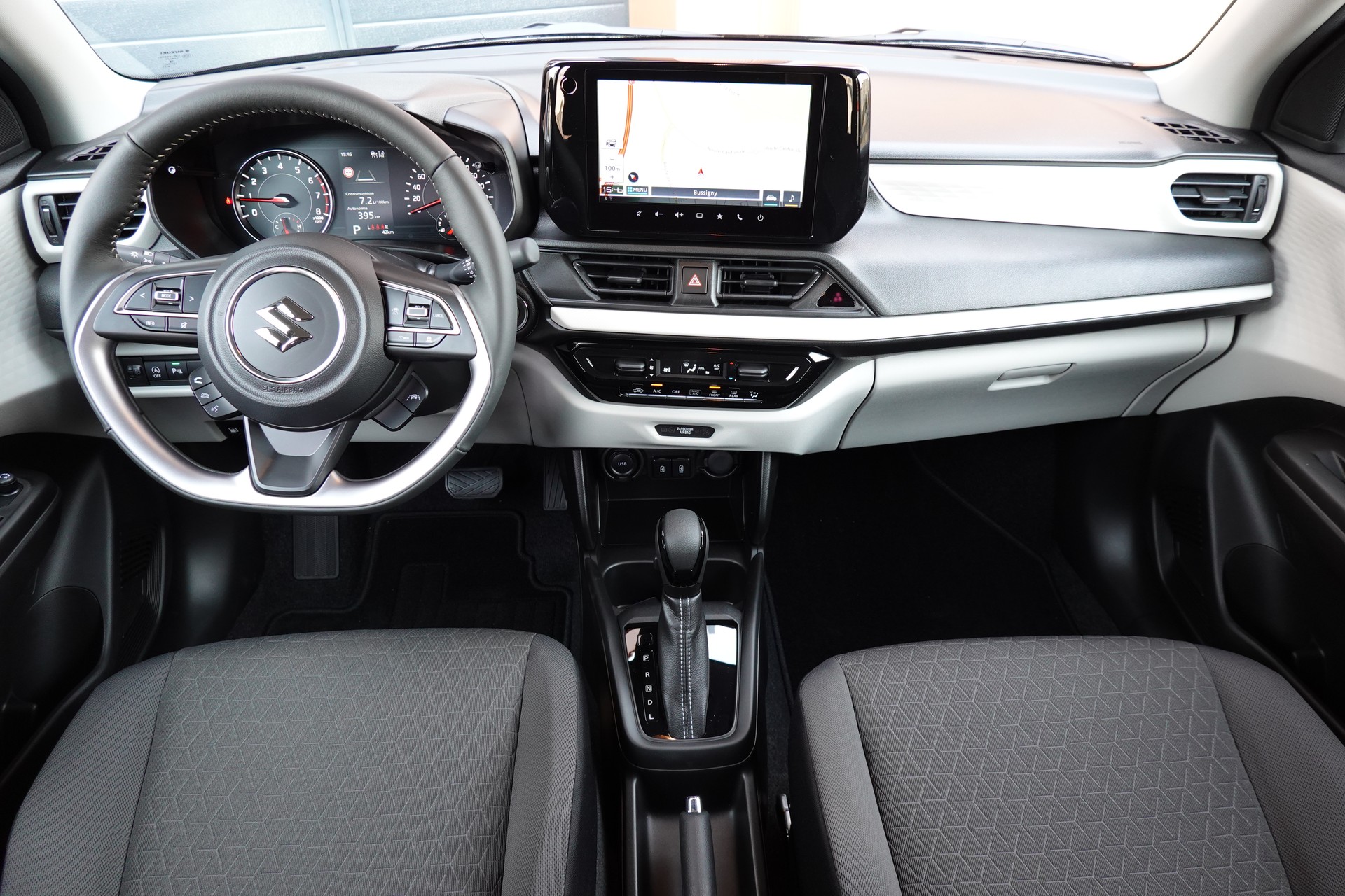 SUZUKI Swift 1.2 Compact+ Hybrid-image-7
