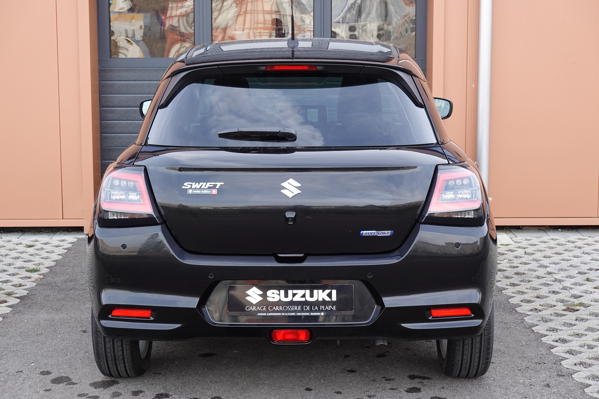 SUZUKI Swift 1.2 Compact+ Hybrid-image-6