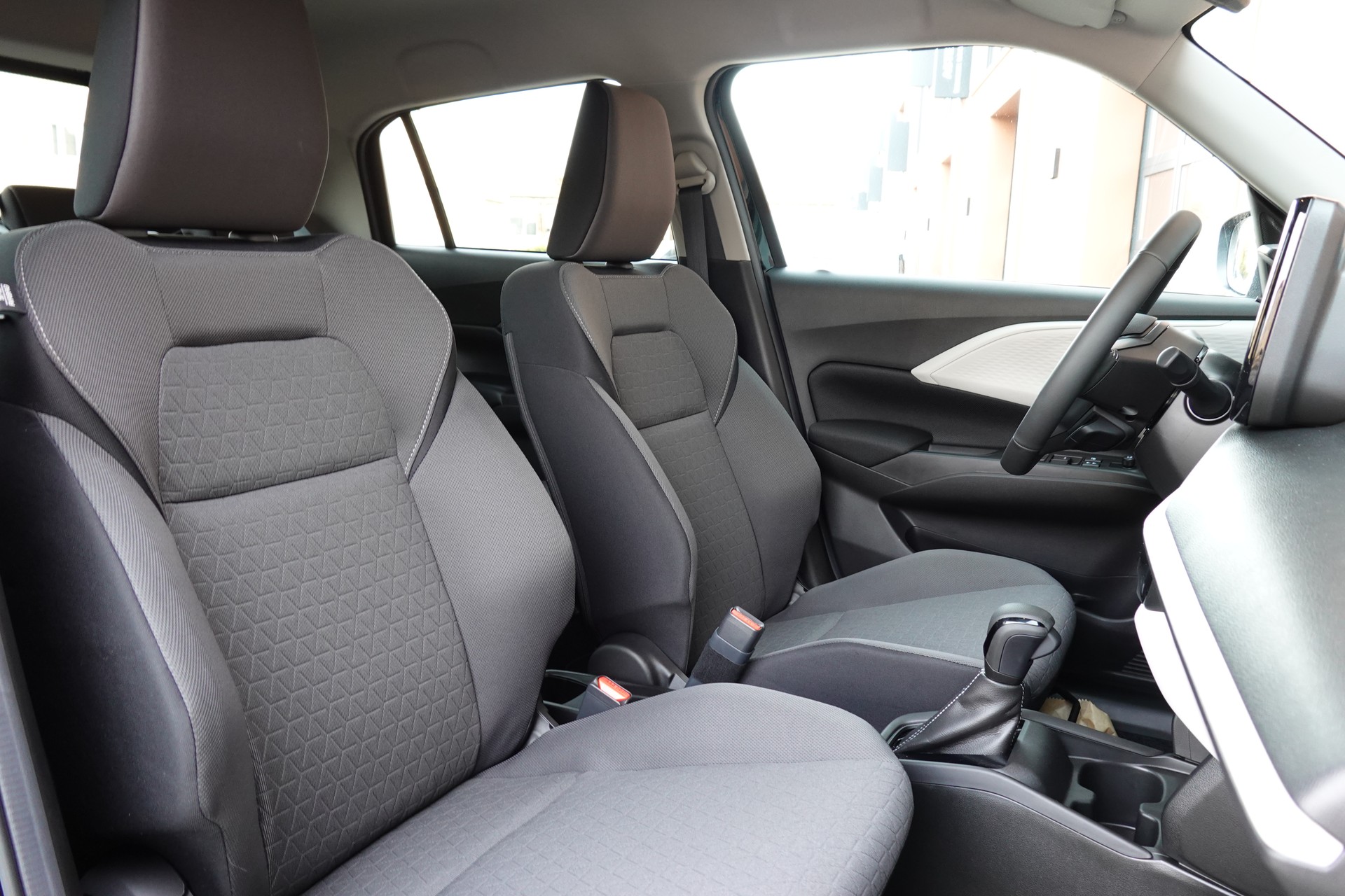 SUZUKI Swift 1.2 Compact+ Hybrid-image-21