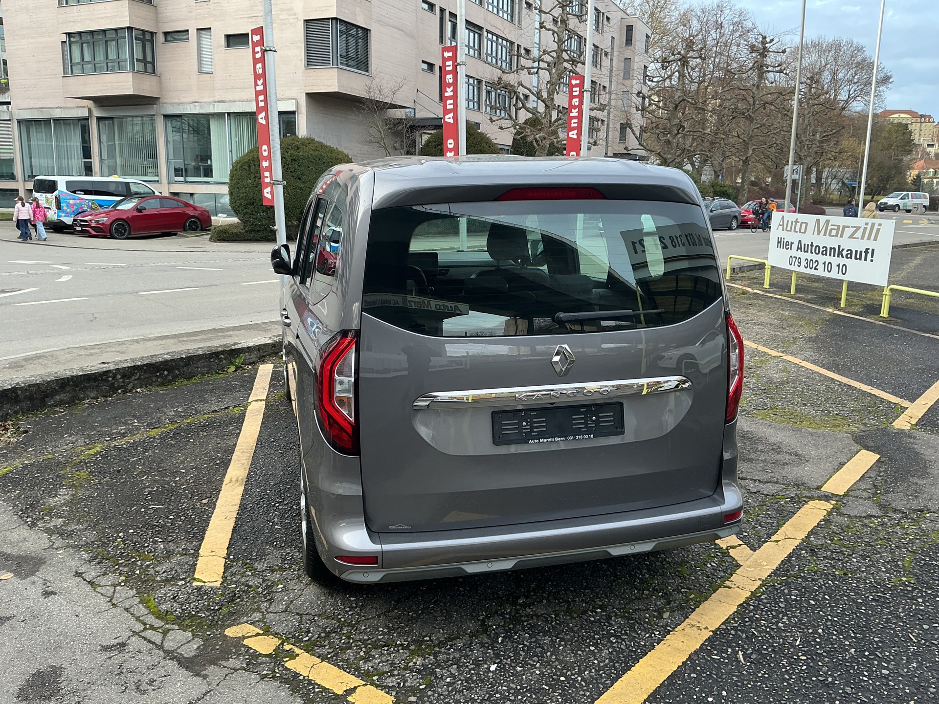RENAULT Kangoo 1.3 TCe 100 PF Edition One-image-4
