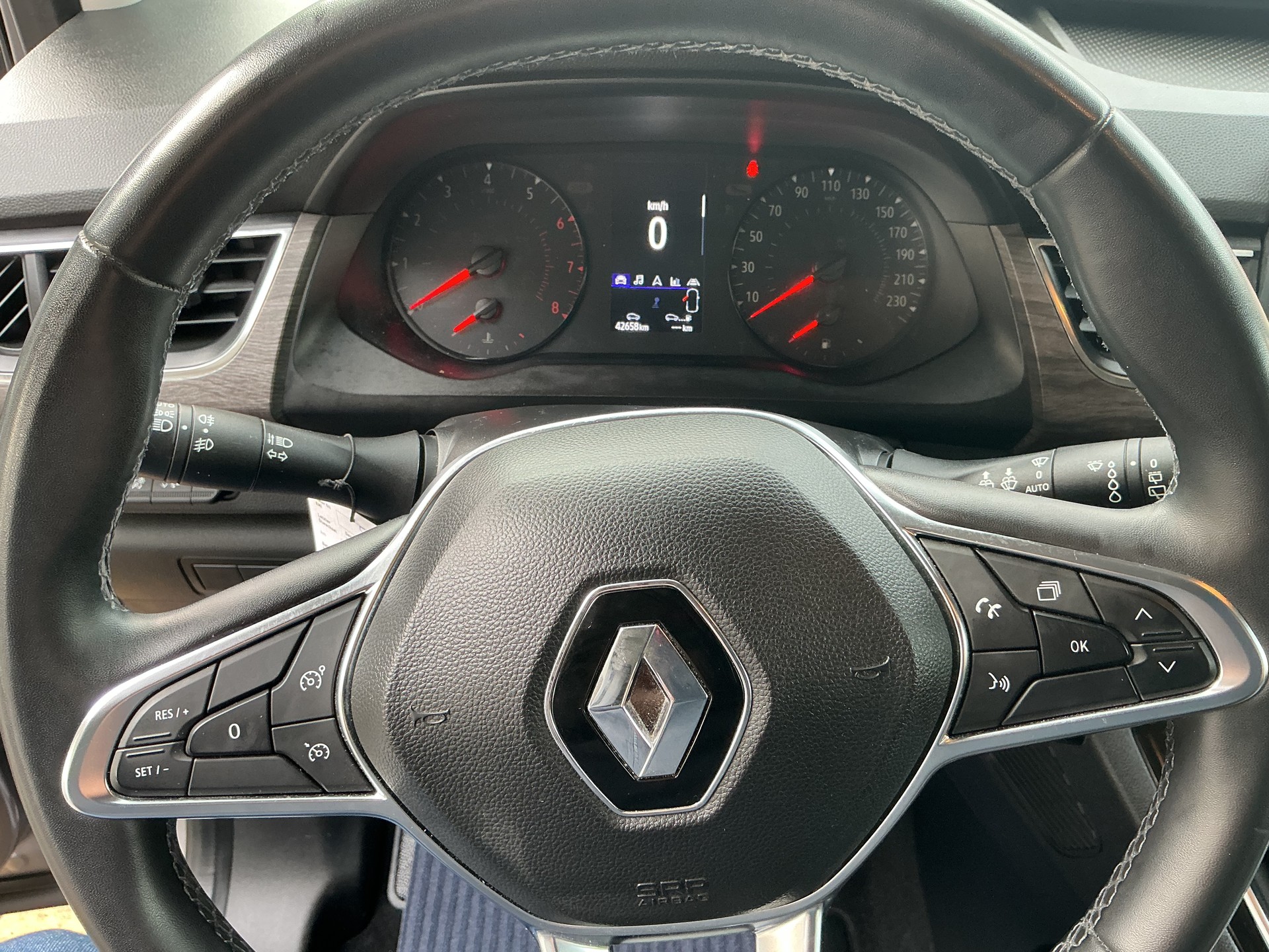 RENAULT Kangoo 1.3 TCe 100 PF Edition One-image-11